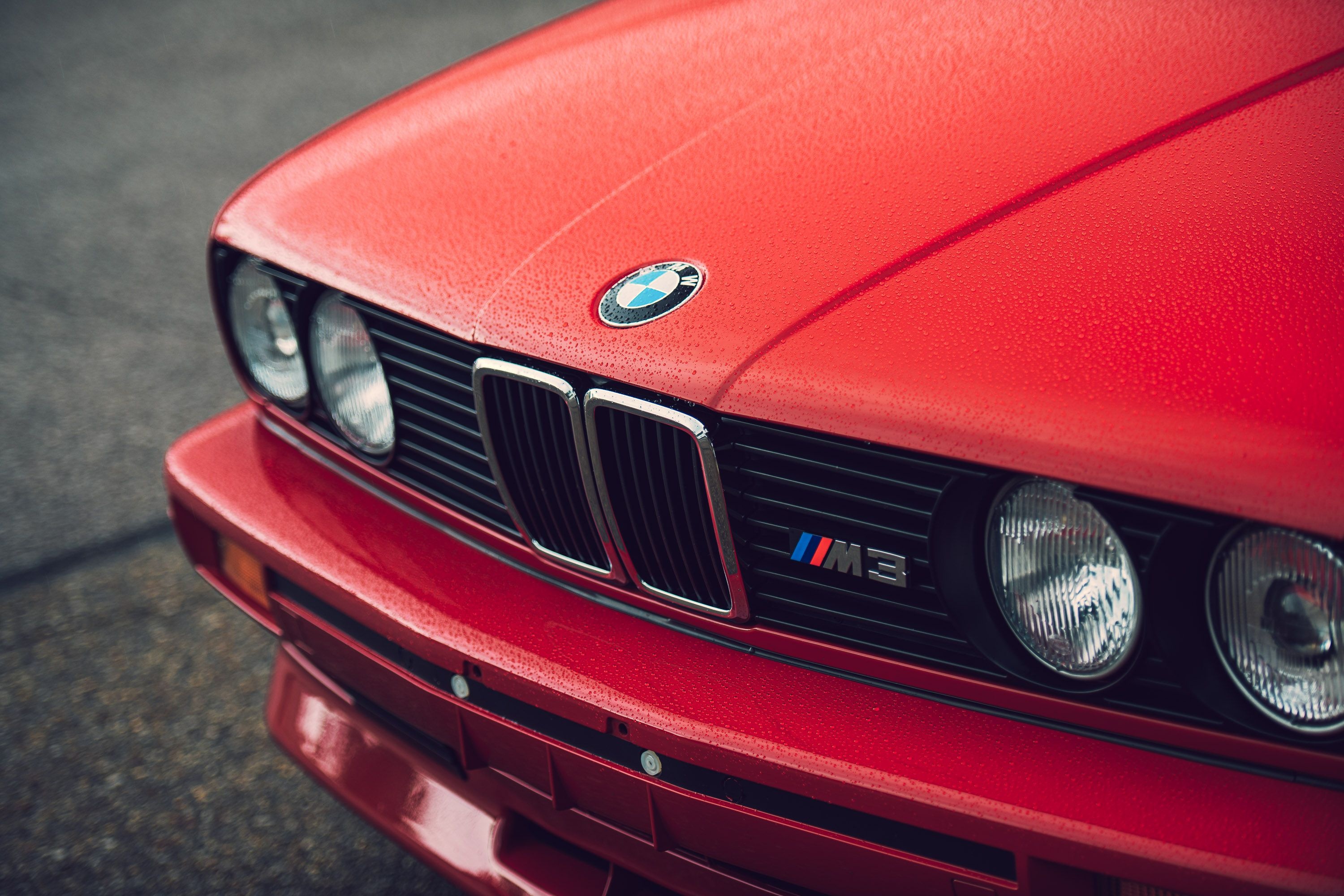 red BMW E30 M3, BMW kidney grille, BMW M3 badge, HD Desktop wallpaper