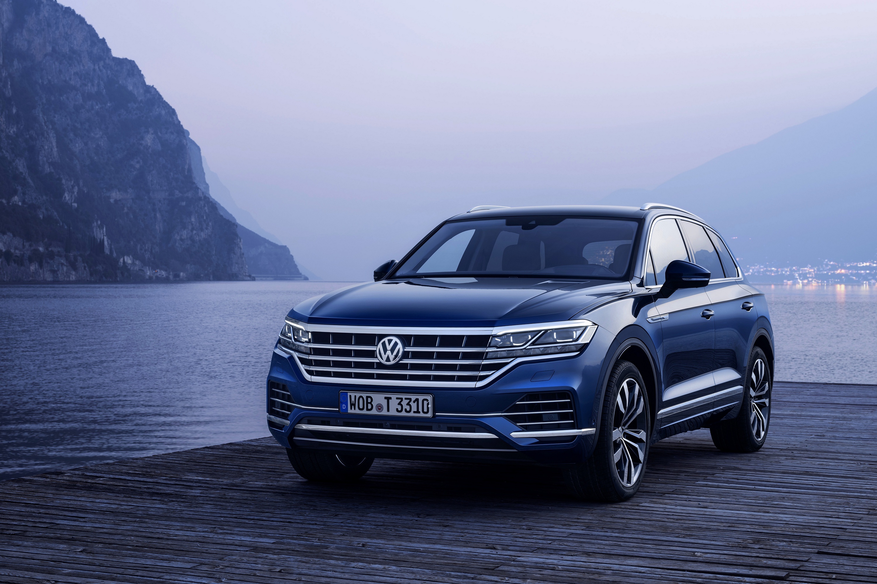 Volkswagen Touareg, HD wallpapers, Luxury SUV, Volkswagen, 3000x2000 HD Desktop