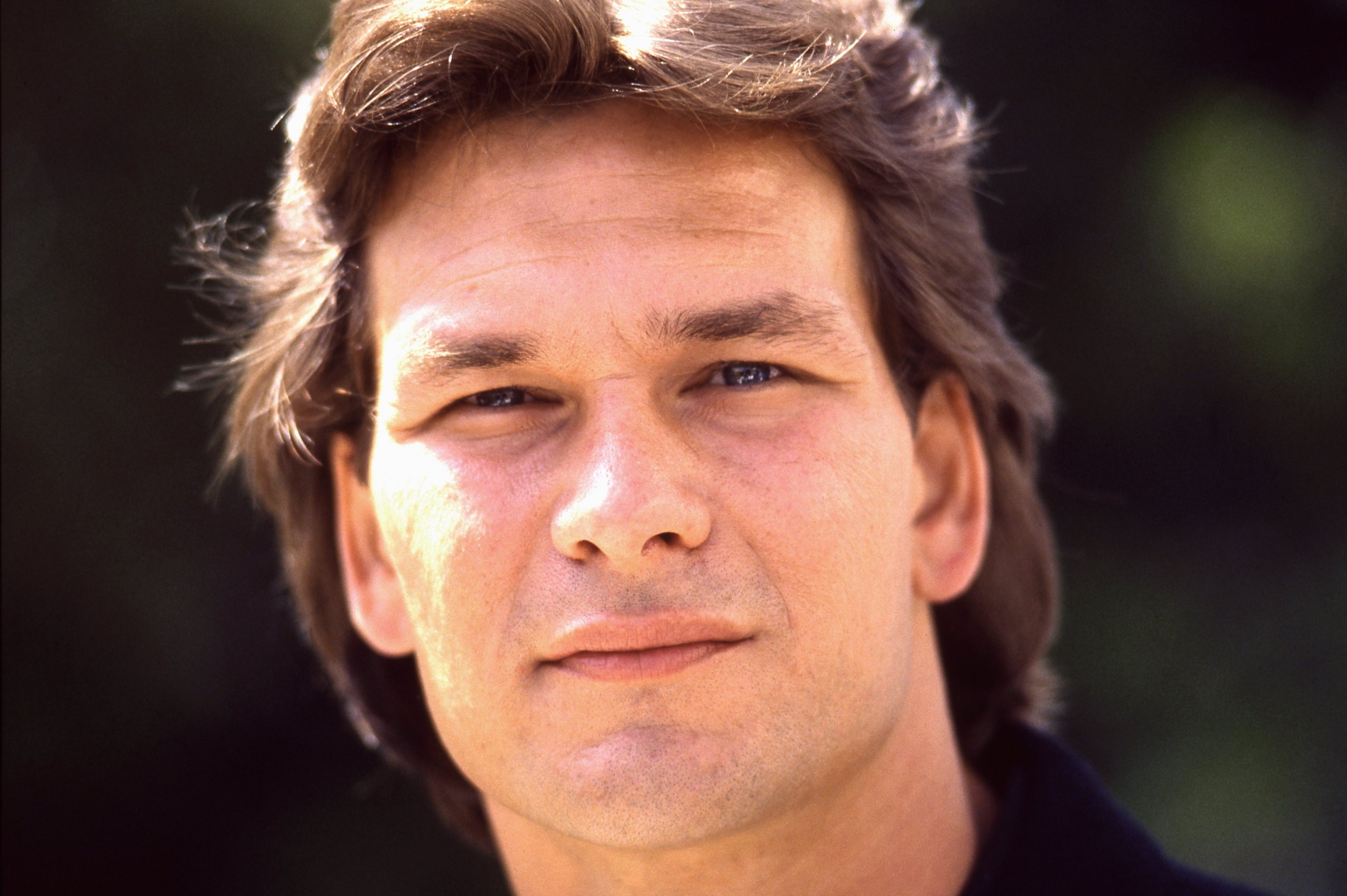 Patrick Swayze, Movie star, Beloved actor, Fan-favorite, 2560x1710 HD Desktop