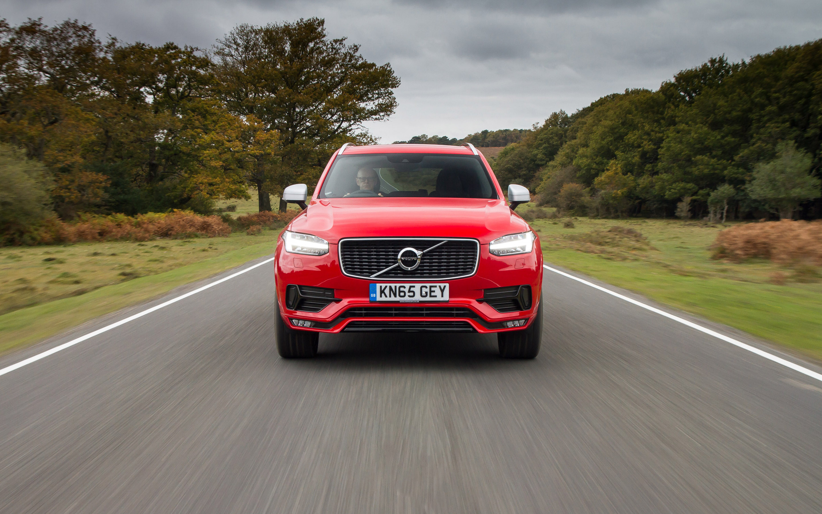 Volvo XC90, R design, 2016 desktop wallpaper, Automotive beauty, 2880x1800 HD Desktop
