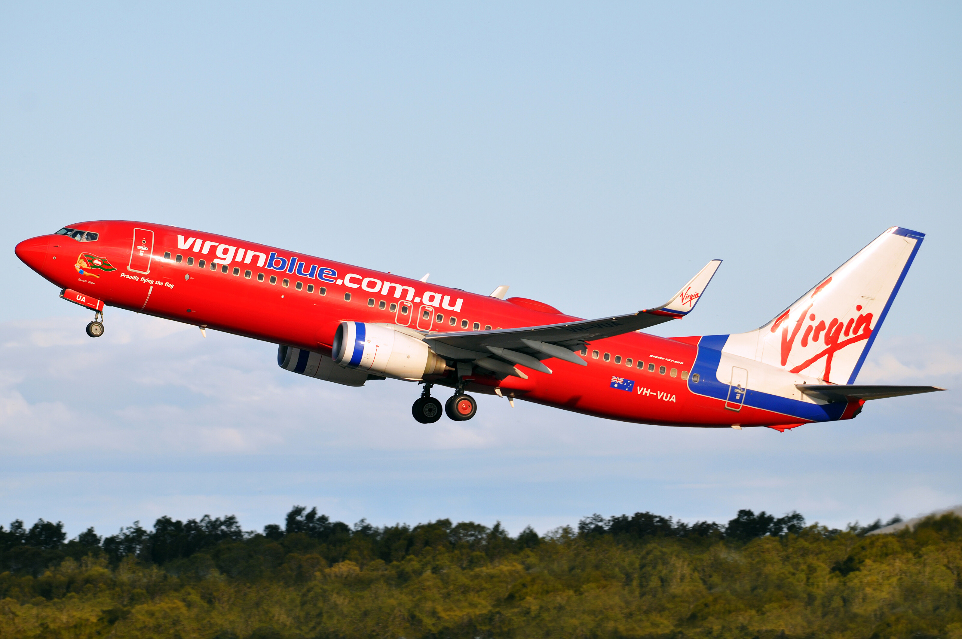Virgin Blue Airlines, Luxurious travel experience, World-class amenities, Exotic destinations, 3200x2130 HD Desktop