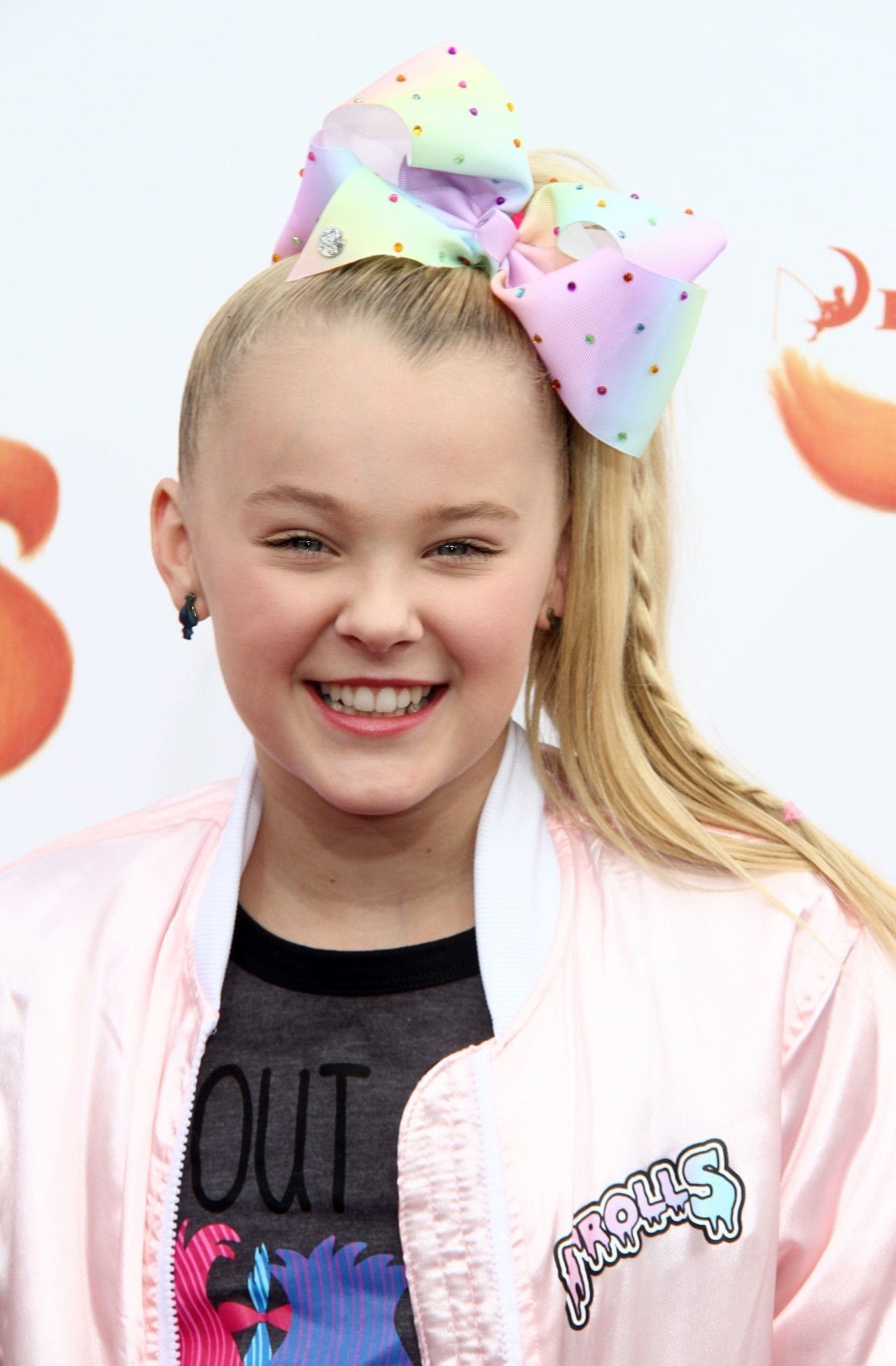 JoJo Siwa HD wallpapers, Stunning images, 1280x1960 HD Phone