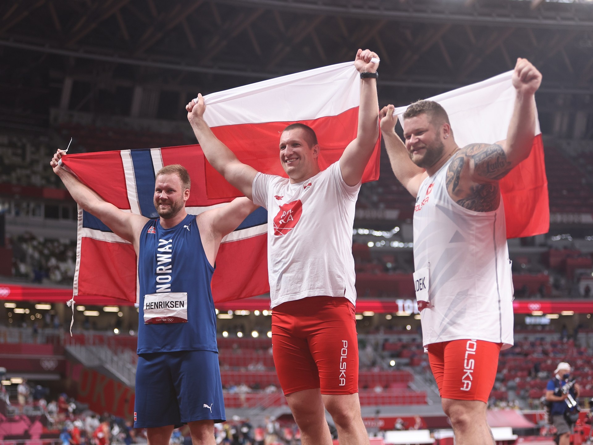 Wojciech Nowicki, Tokyo 2020, Gold medal, Hammer throw, 1920x1440 HD Desktop