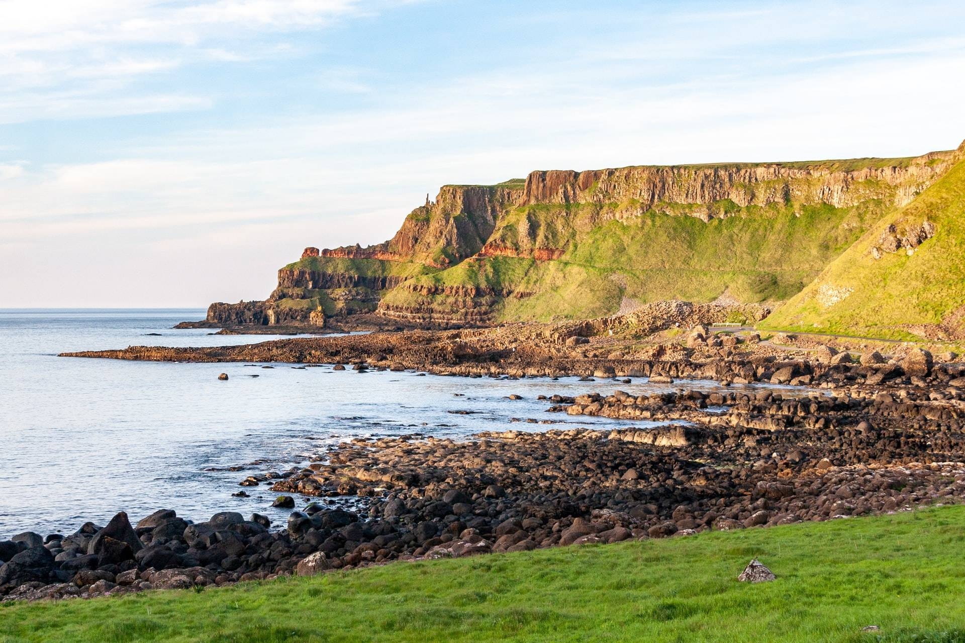 Exploring Belfast, Northern Ireland coast, Travel dudes, Coastal beauty, 1920x1280 HD Desktop