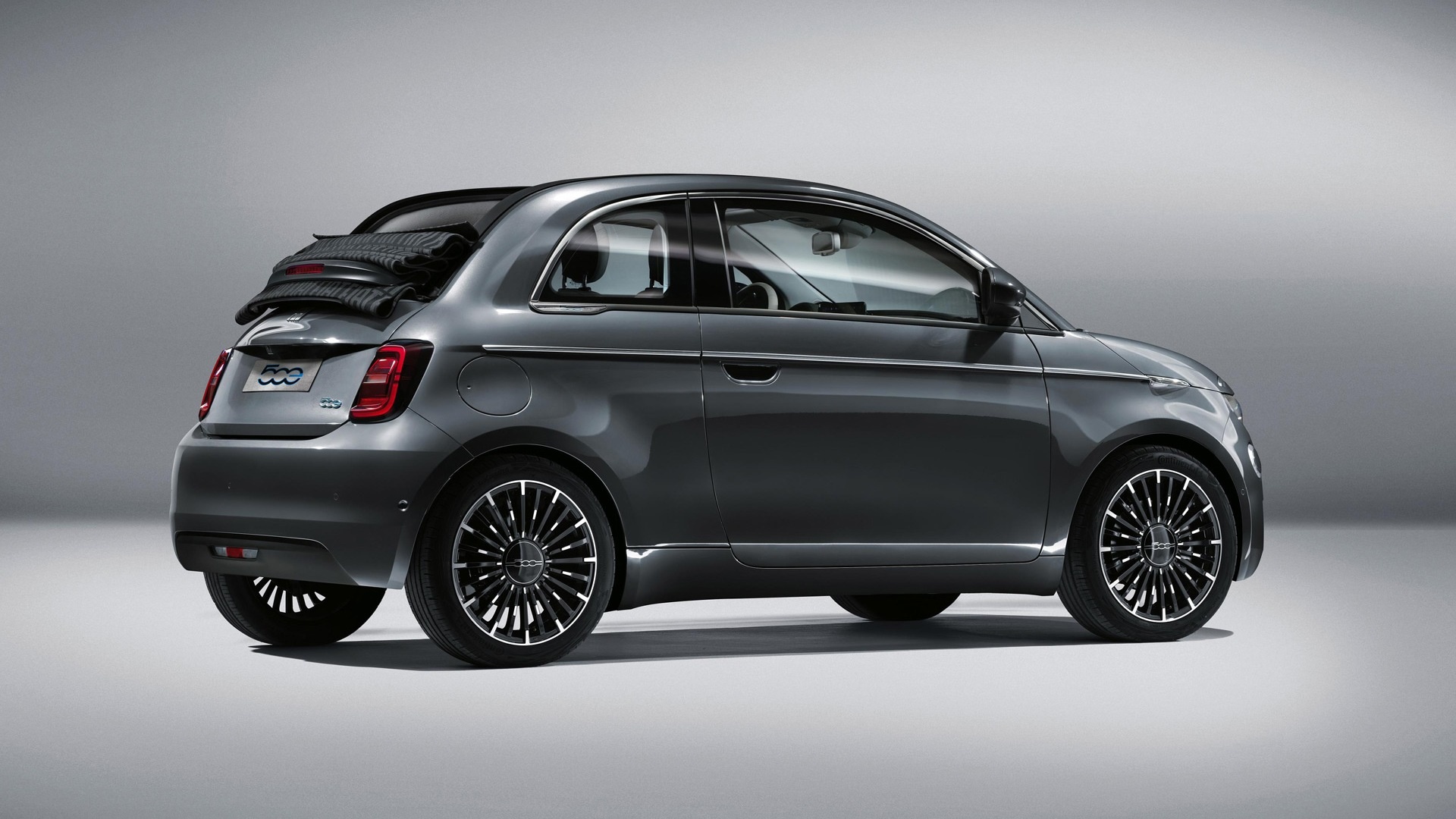 Fiat 500E, Convertible EV, Charging specifications, Eco-friendly driving, 1920x1080 Full HD Desktop