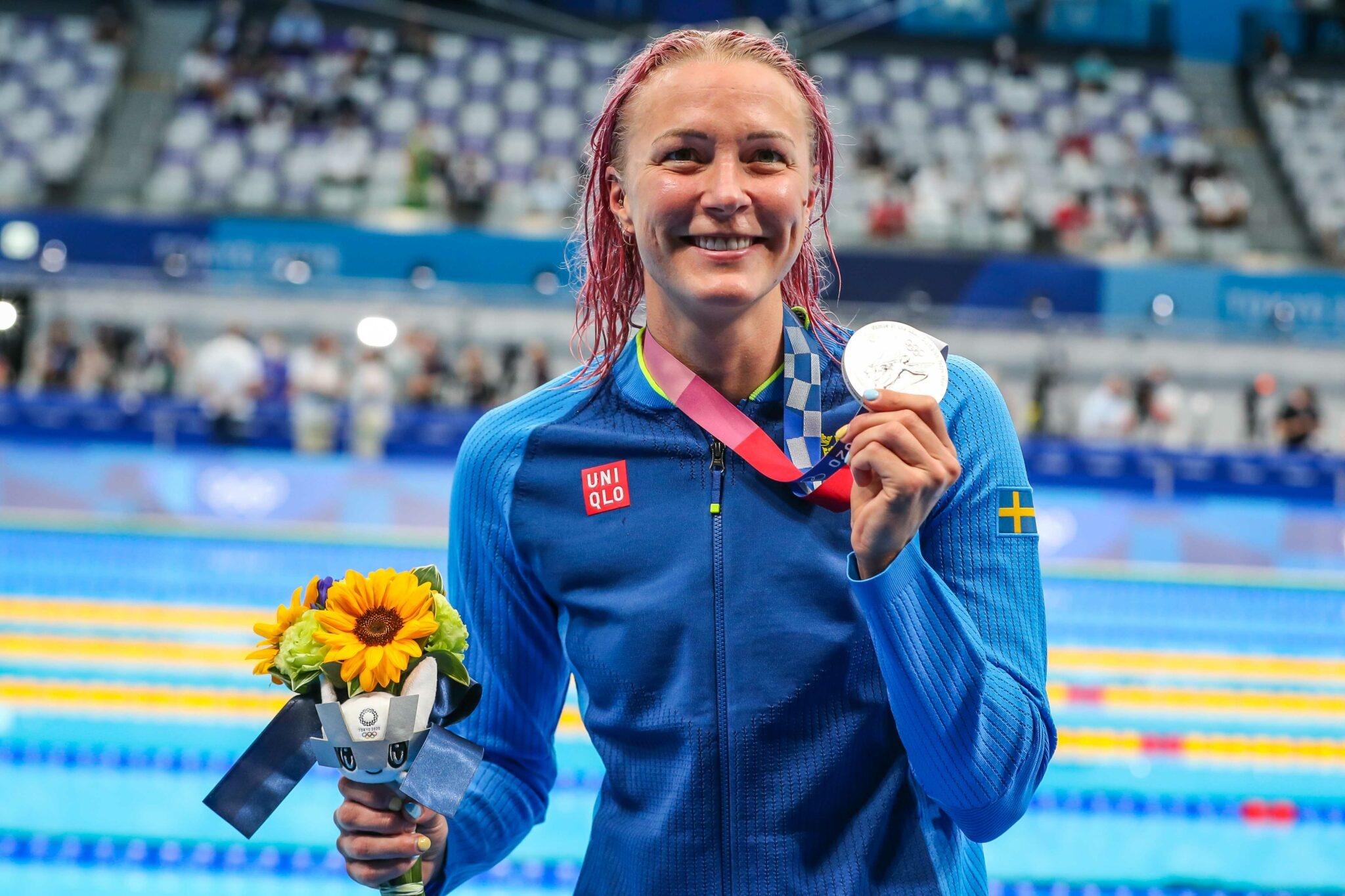 Sarah Sjostrom, Swammy Awards, European Female Swimmer, 2050x1370 HD Desktop