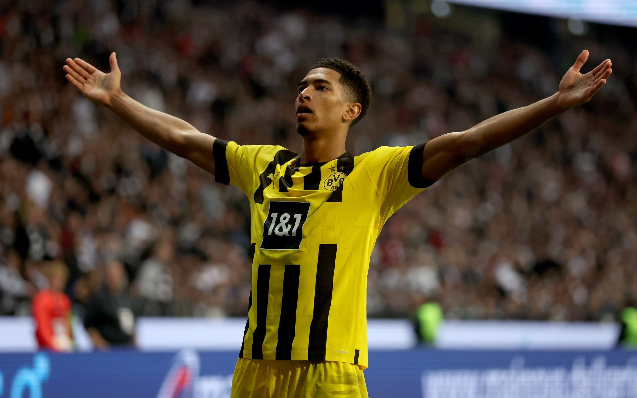 Jude Bellingham, Borussia Dortmund kit, Outstretched arms celebration, HD Desktop wallpaper
