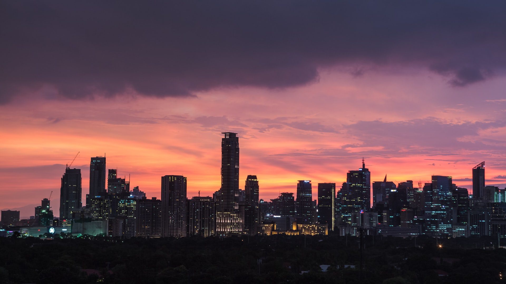 Manila skyline, Taxi prices in Manila, Tips for taxis, Exploring the city, 1920x1080 Full HD Desktop
