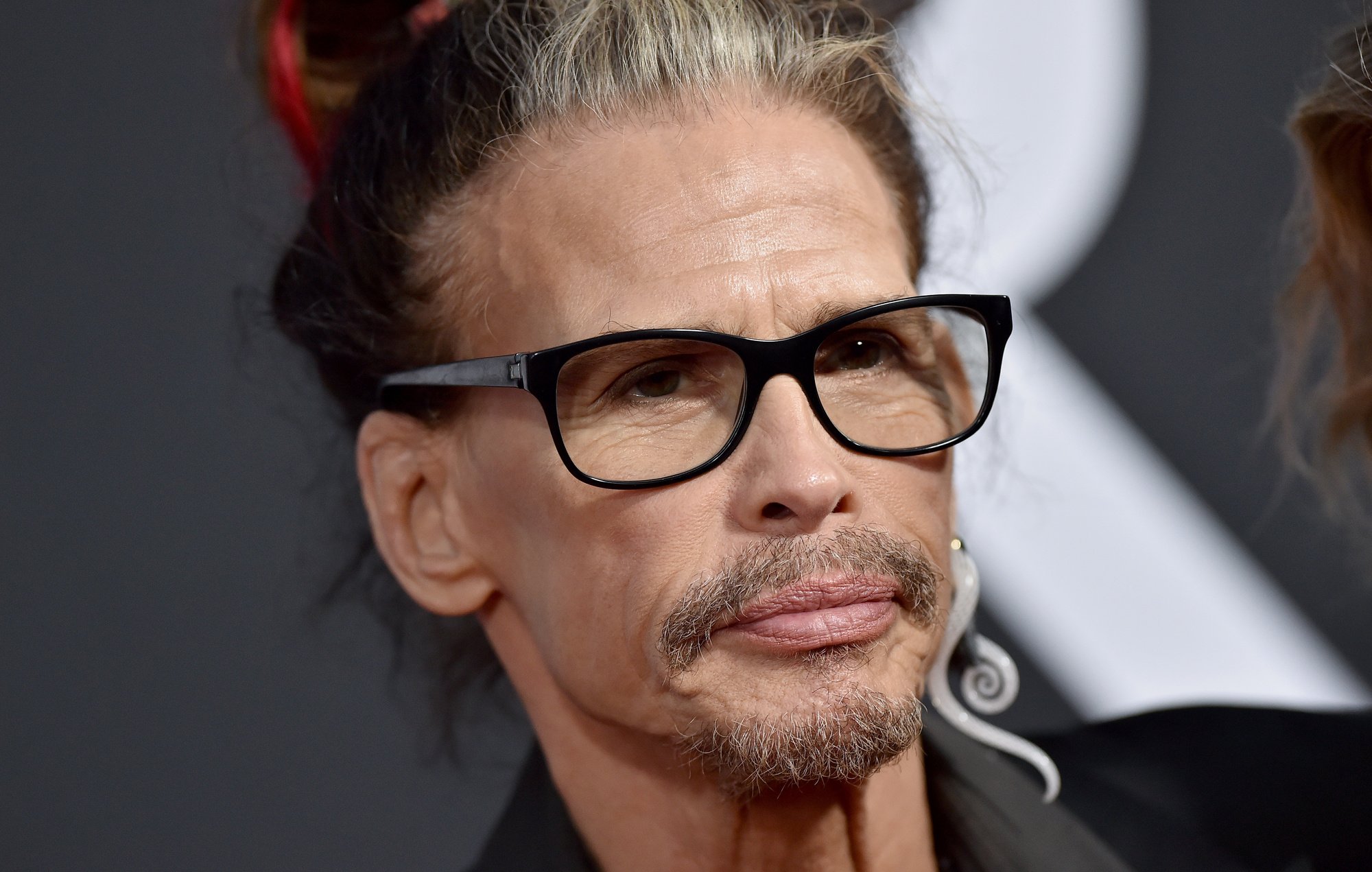 Steven Tyler, Rehab experience, Bandmates intervention, 2000x1280 HD Desktop