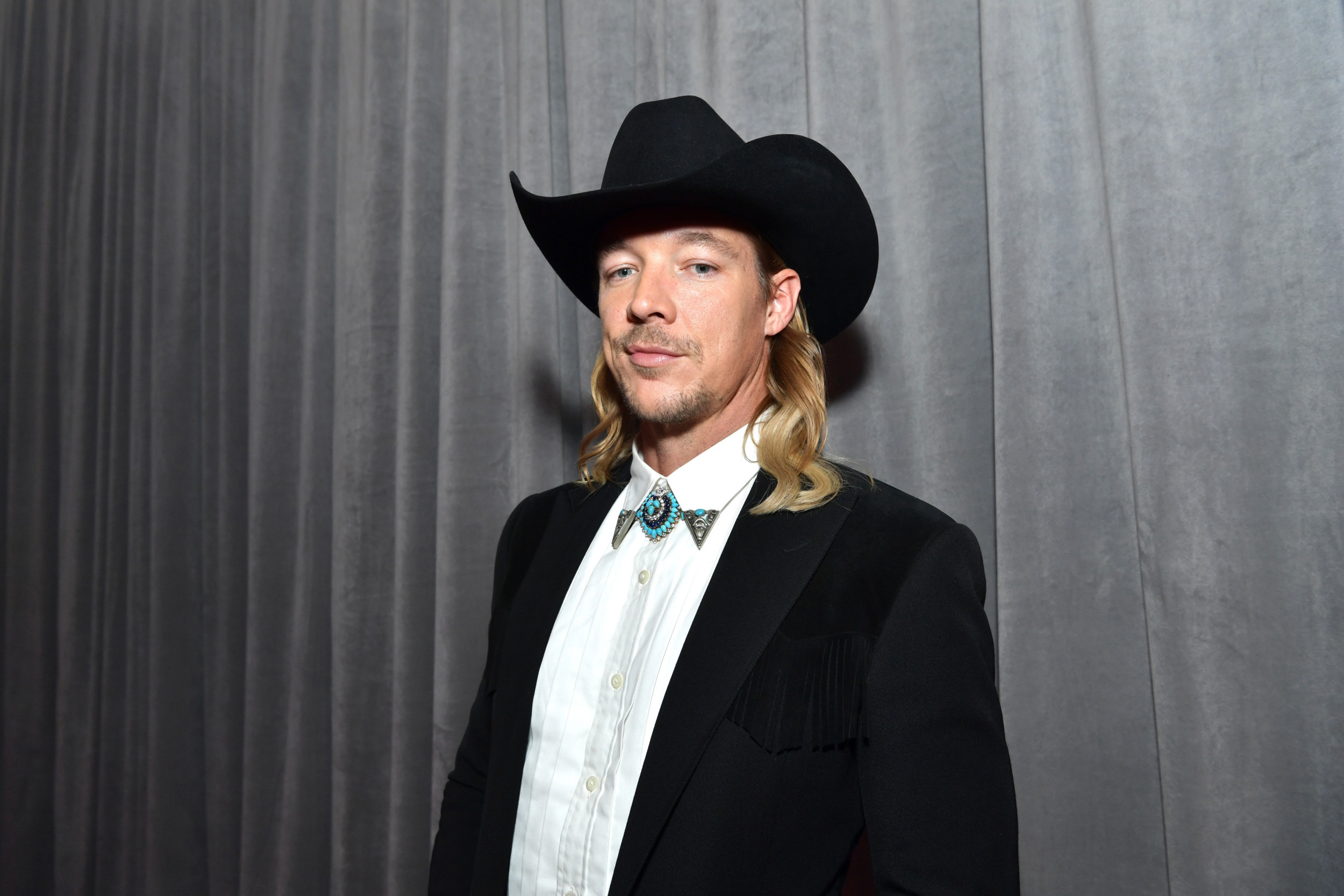 Diplo denies living, 19-year-old TikTok star, Quenlin Blackwell, Landlord, 2500x1670 HD Desktop