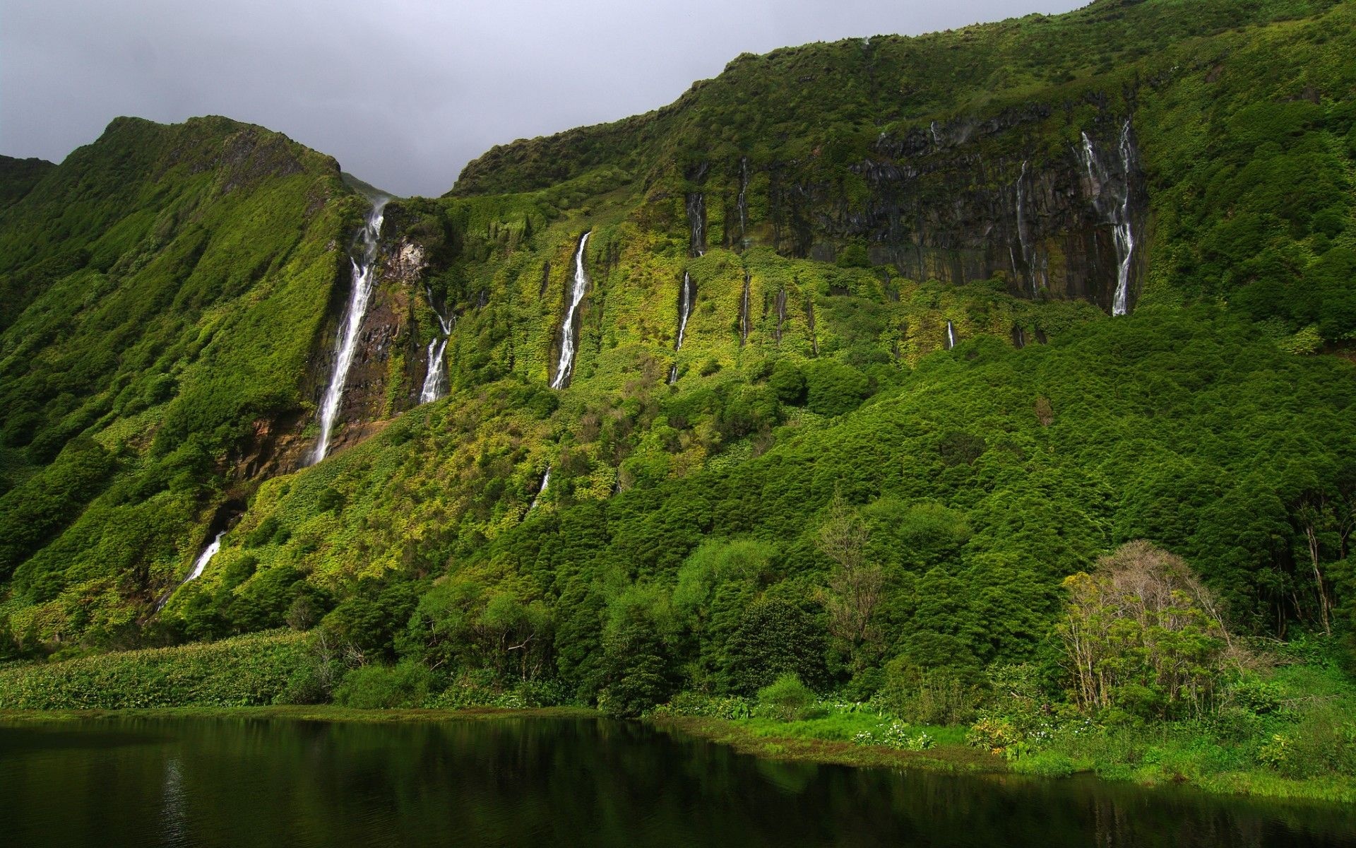 Alagoinha waterfall, Flores Island, Majestic nature, Portugal, 1920x1200 HD Desktop