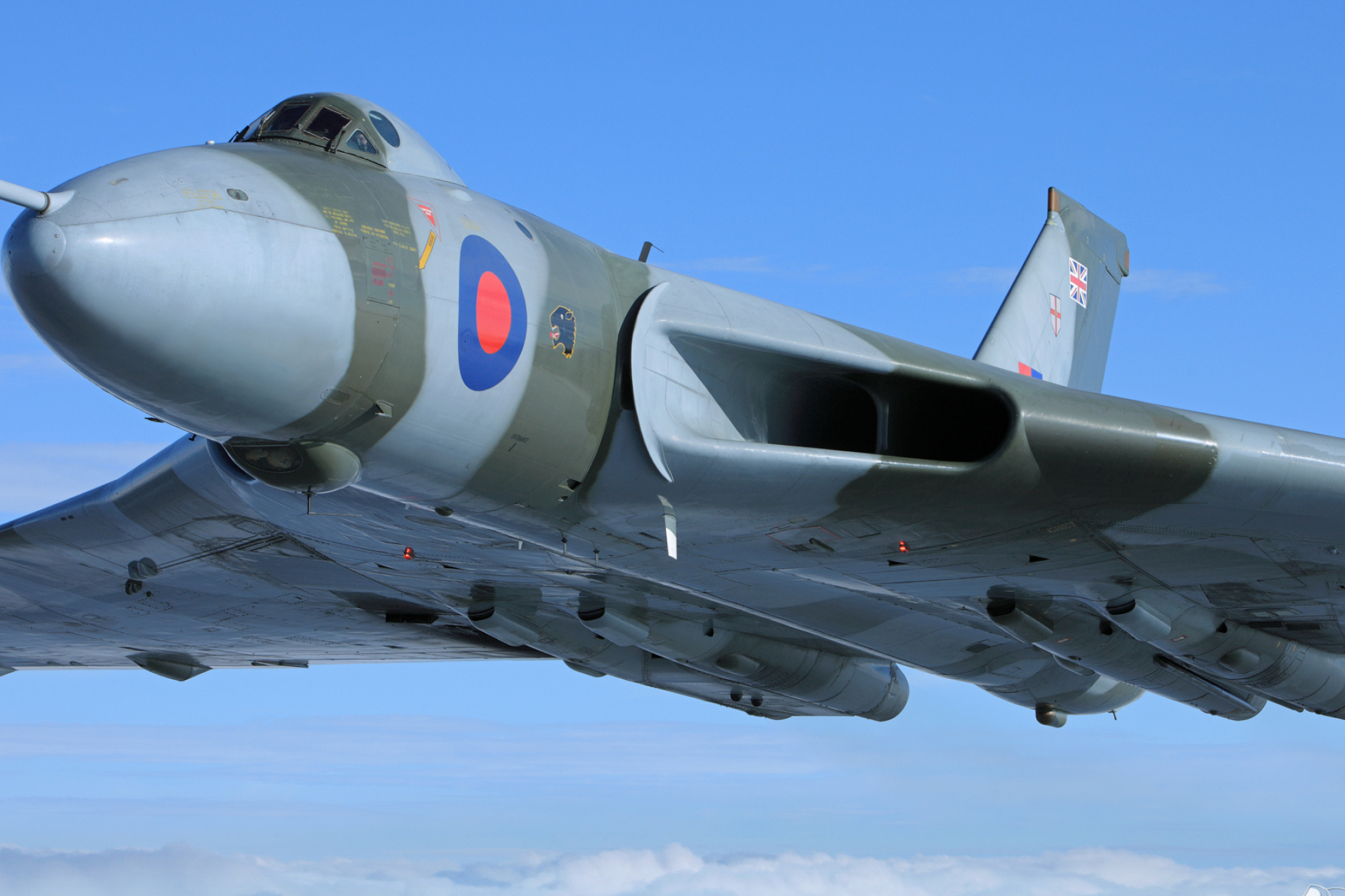 The 'Delta Lady' From the Cockpit: Flying Avro Vulcan XH558 2300x1540