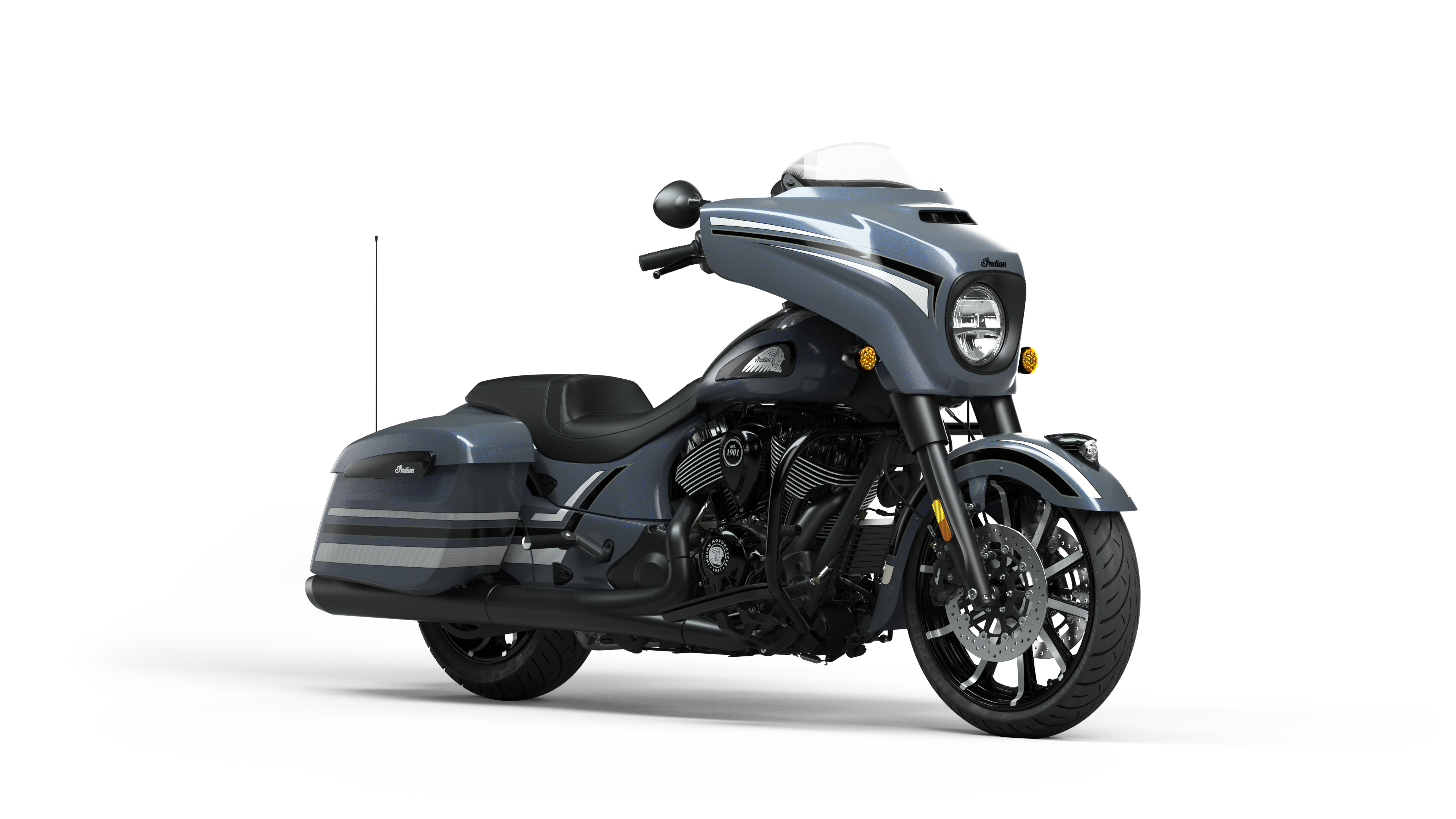 Indian Chieftain Auto, Dark Horse icon, Pro performance, Unmatched power, 3840x2160 4K Desktop