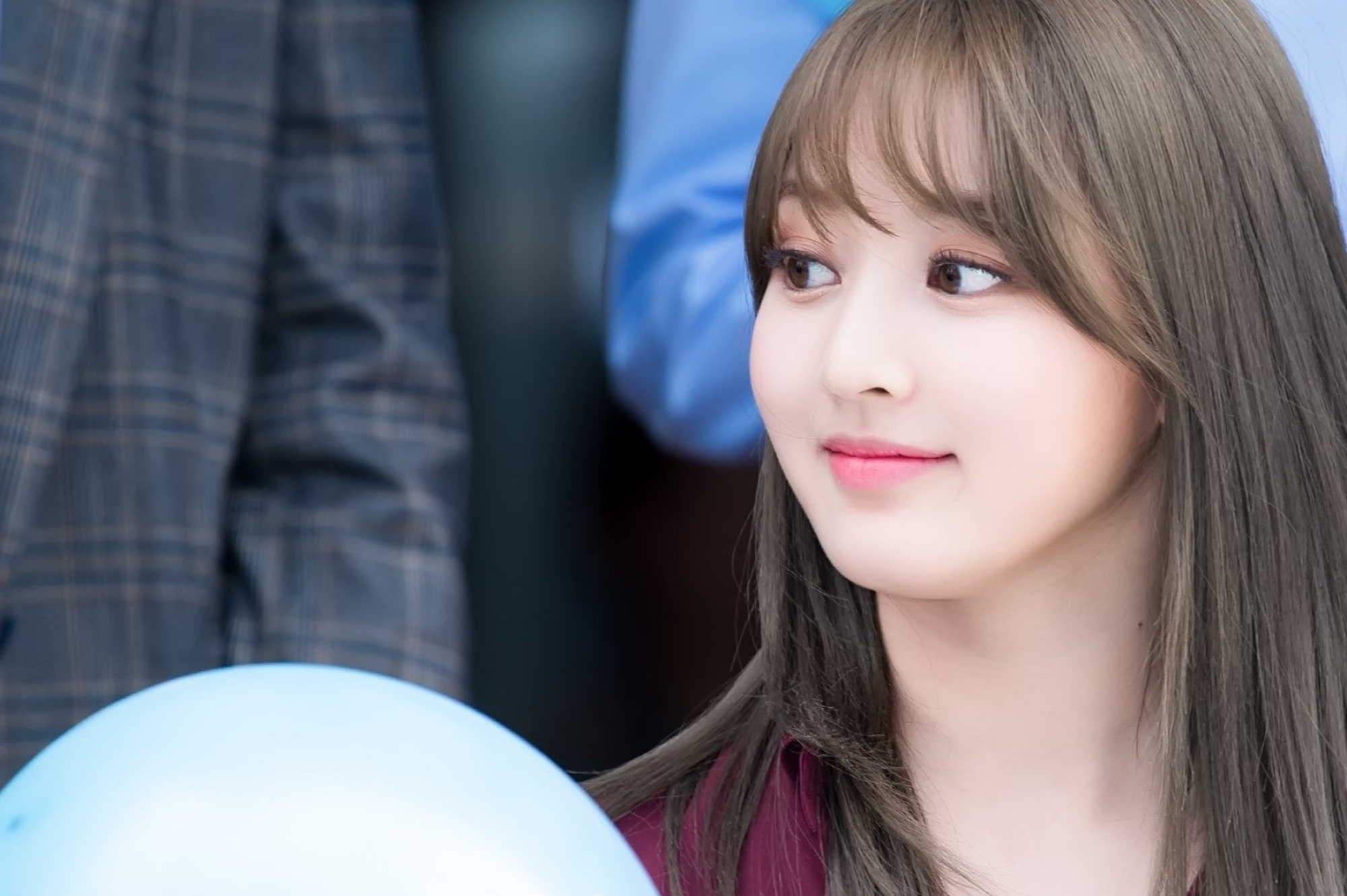 Jihyo, Recent photoshoot, Timeless beauty, Recognized by fans, 2000x1340 HD Desktop