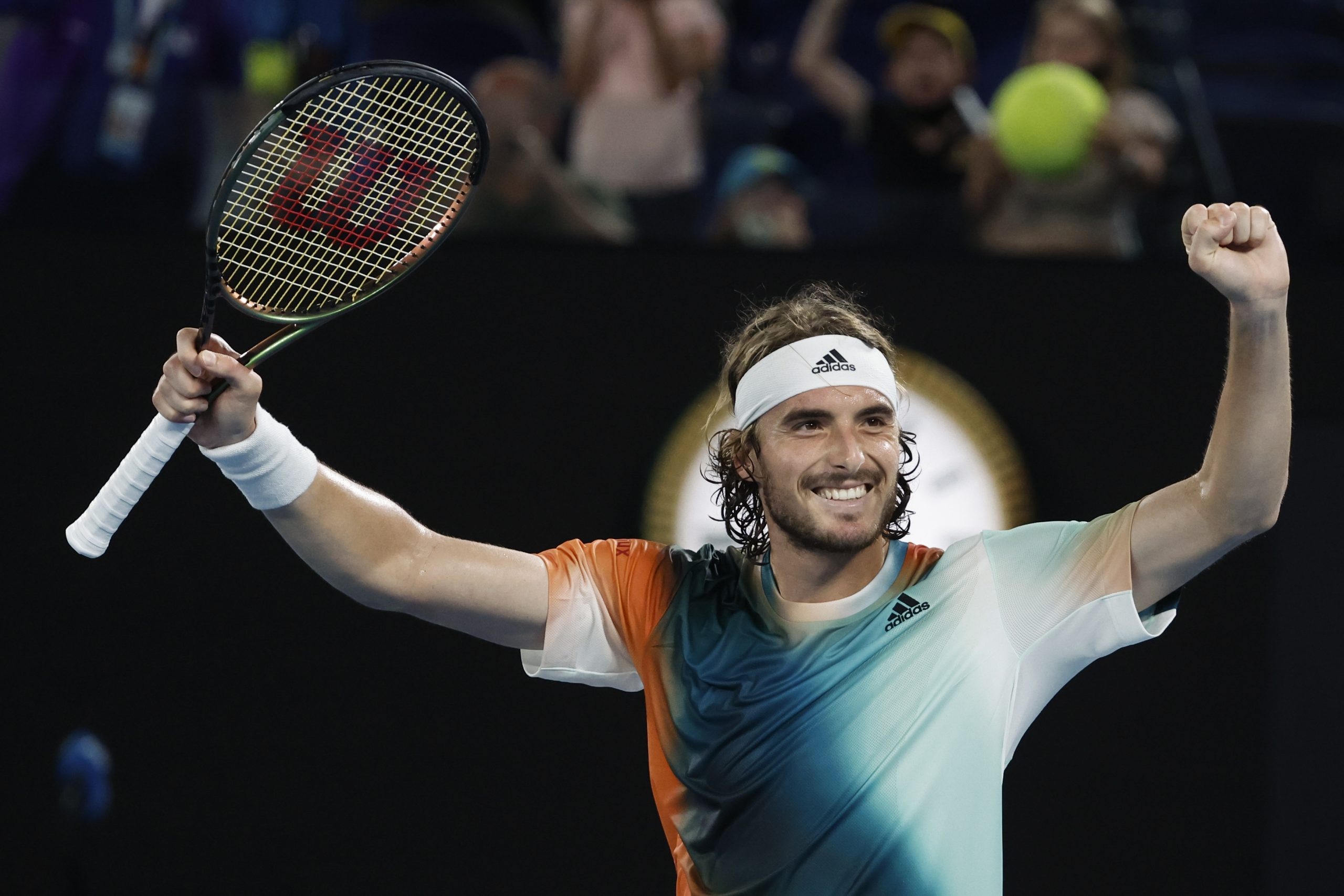 Stefanos Tsitsipas, Breezes into semis, Jannik Sinner, 2560x1710 HD Desktop