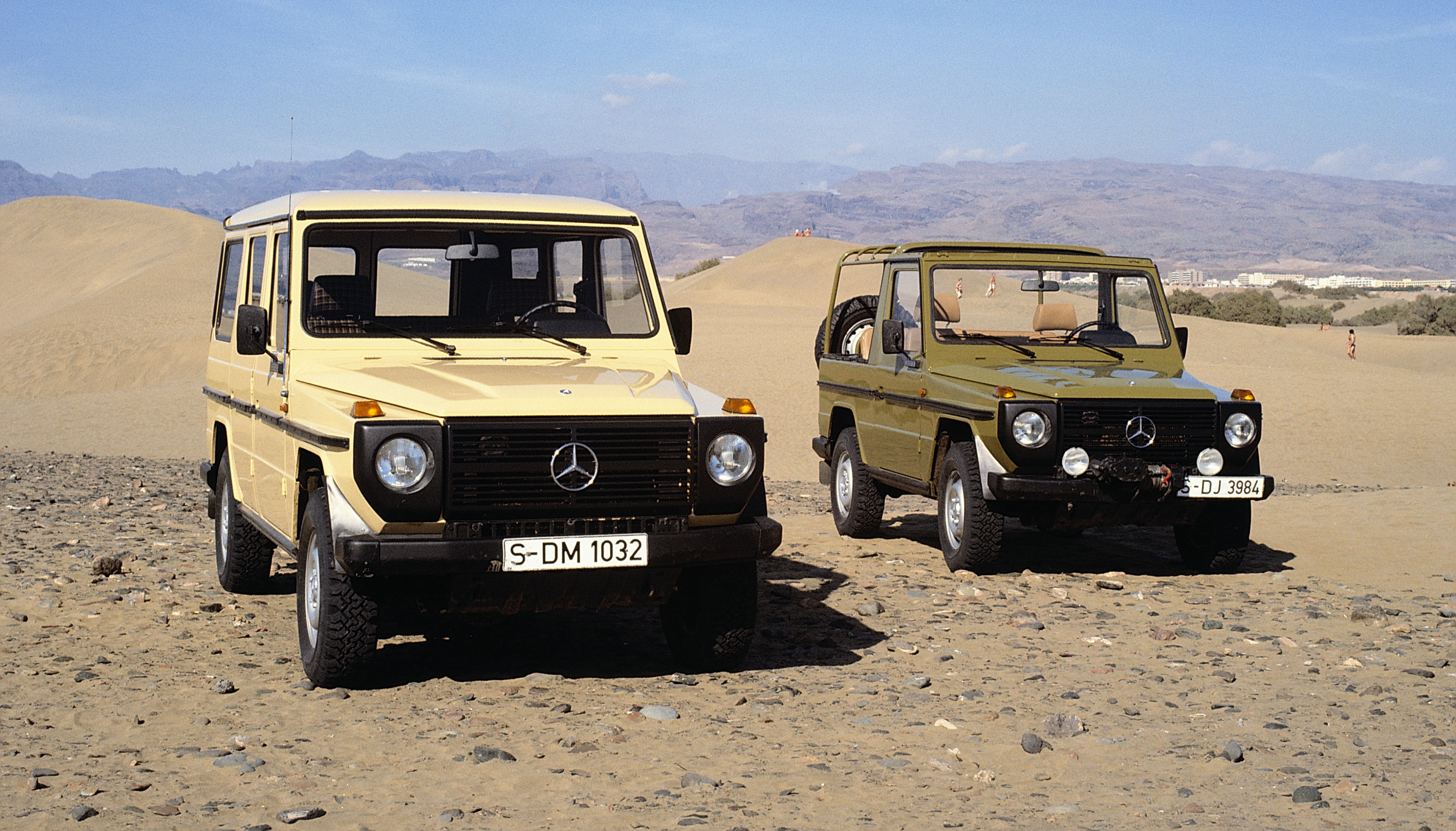 W460 vs W460 Cabrio, Mercedes-Benz G-Class Wallpaper, 3440x1970 HD Desktop