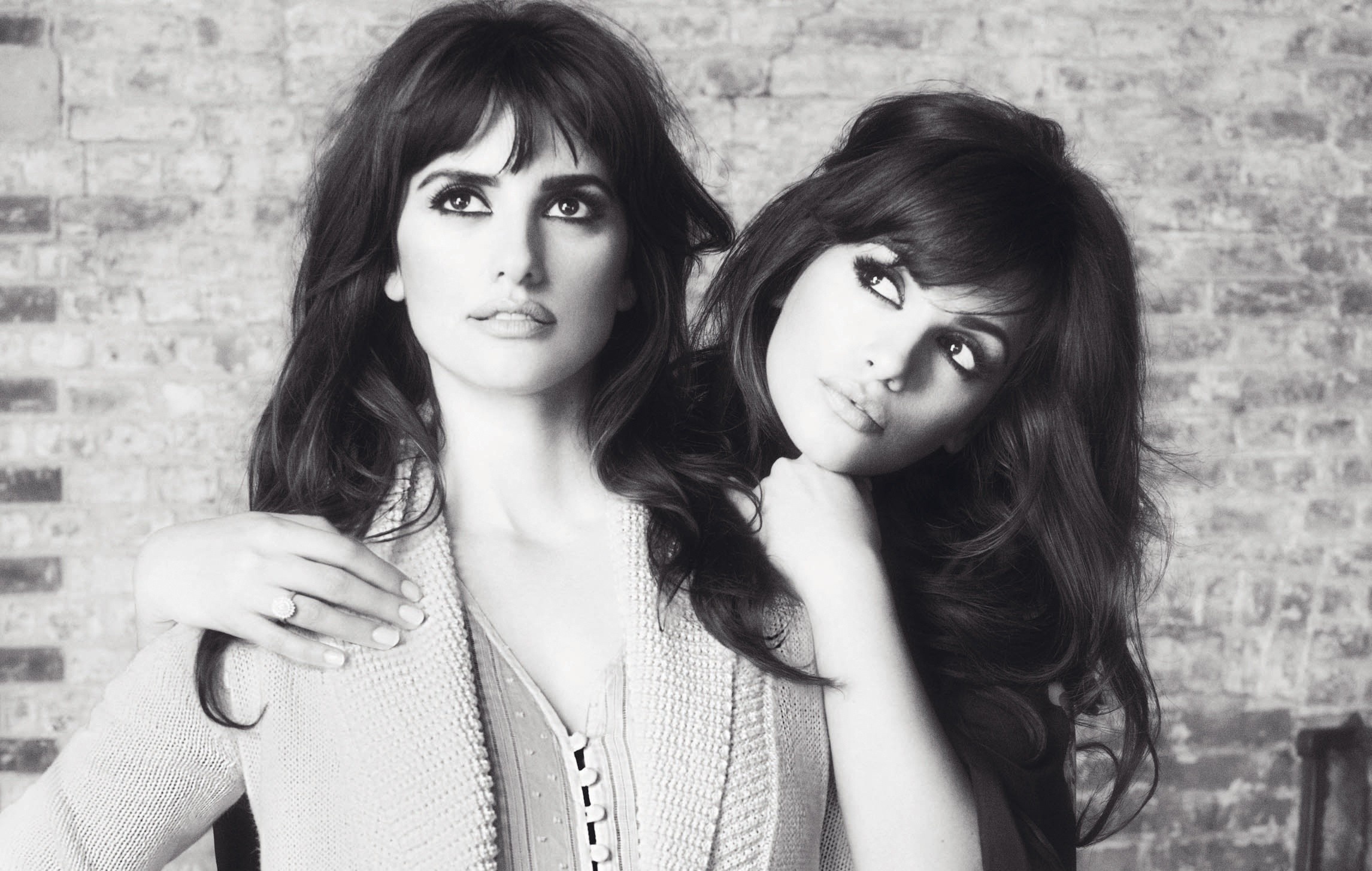 Penelope Cruz, Monochrome beauty, High resolution, Stunning images, 2300x1460 HD Desktop