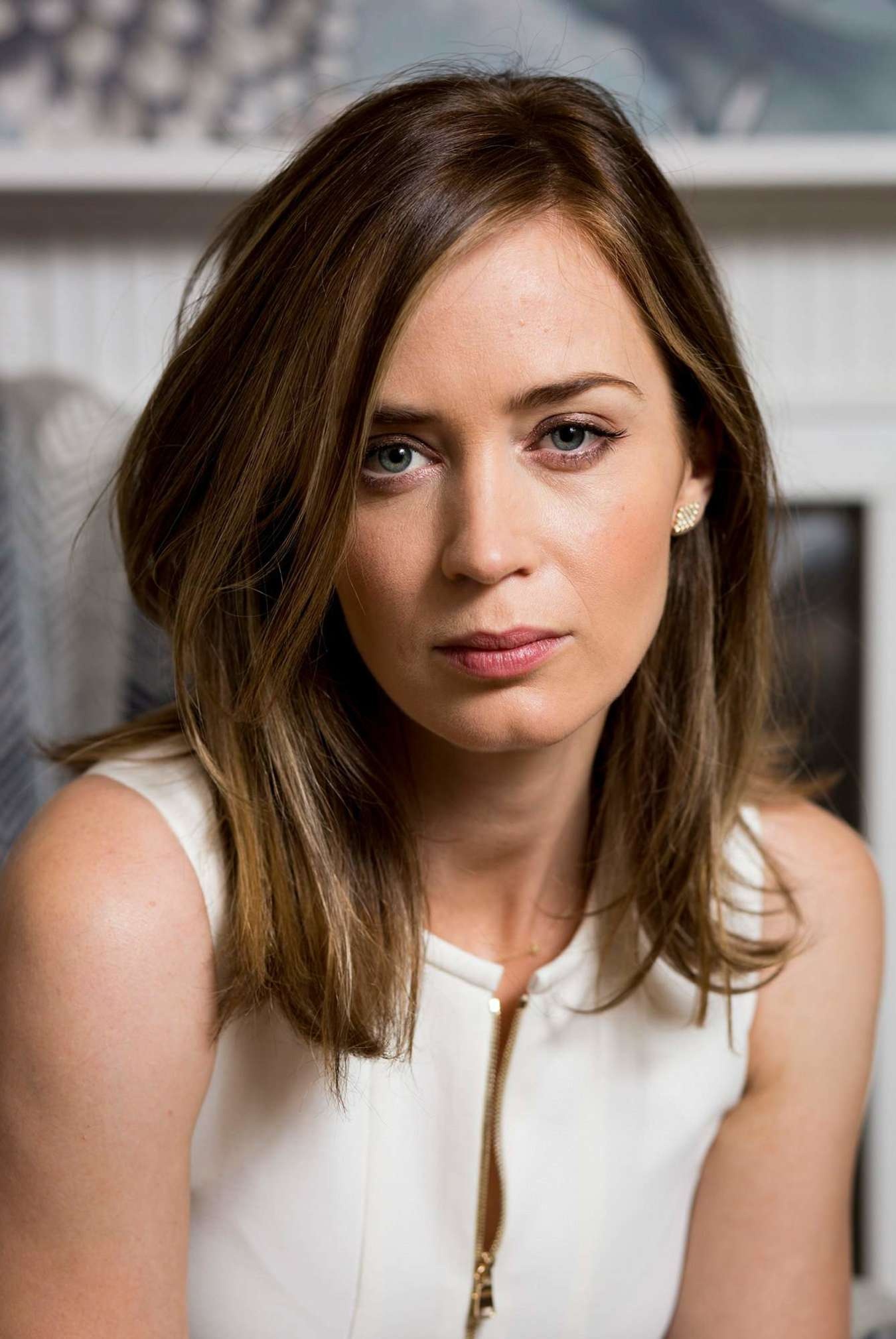 Emily Blunt, Movies, Actress, Celebrity pictures, 1350x2020 HD Phone