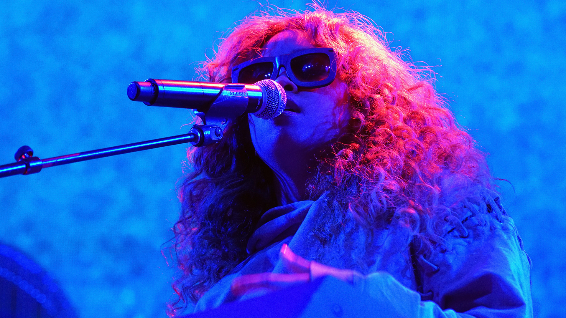 H.E.R., Vallejo raised, 5 Grammy nominations, KQED, 1920x1080 Full HD Desktop