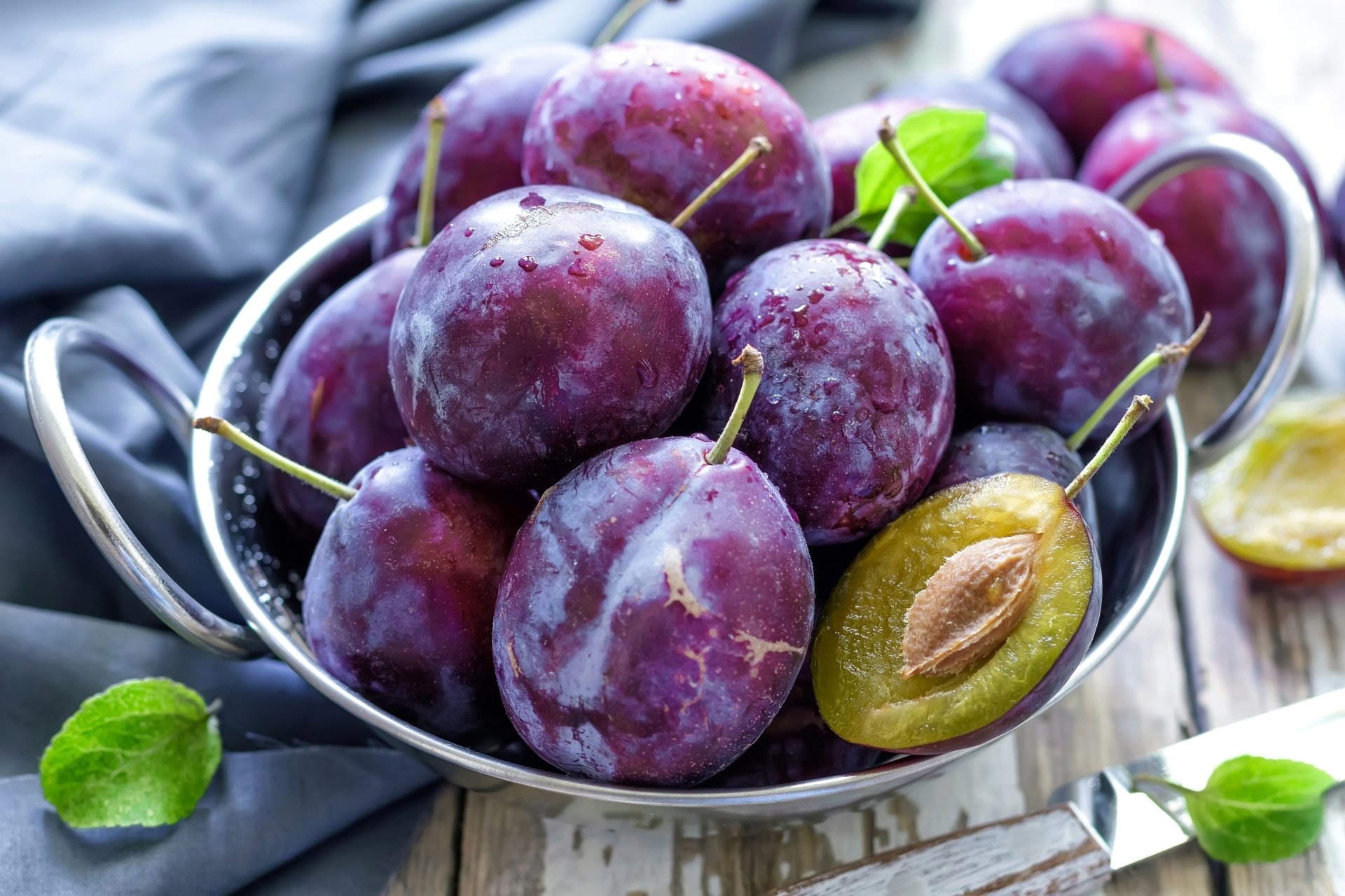 4K Ultra HD plum wallpapers, Background images, 1920x1280 HD Desktop