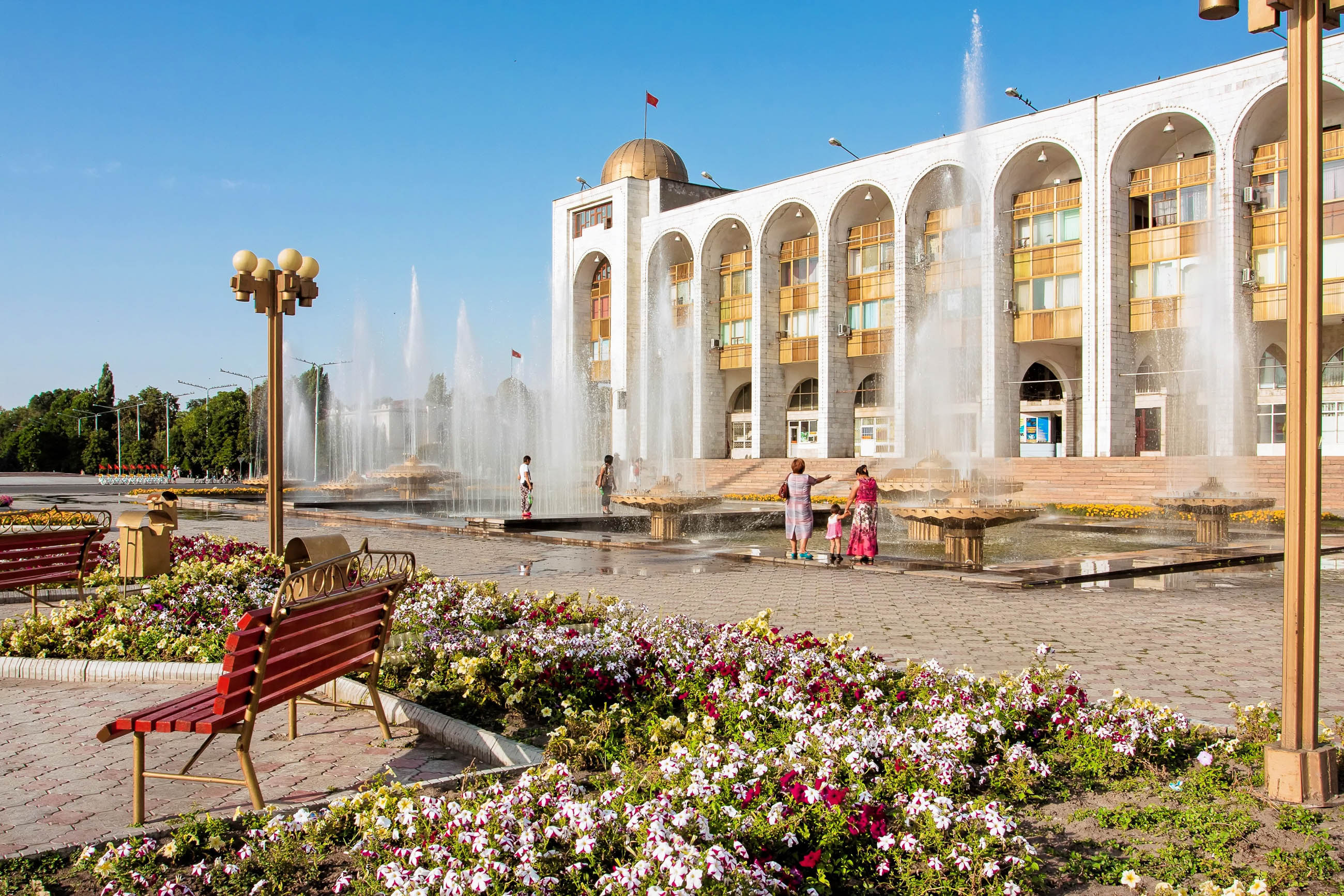 Bishkek, Kyrgyzstan pictures, Franks travelbox, 2600x1740 HD Desktop