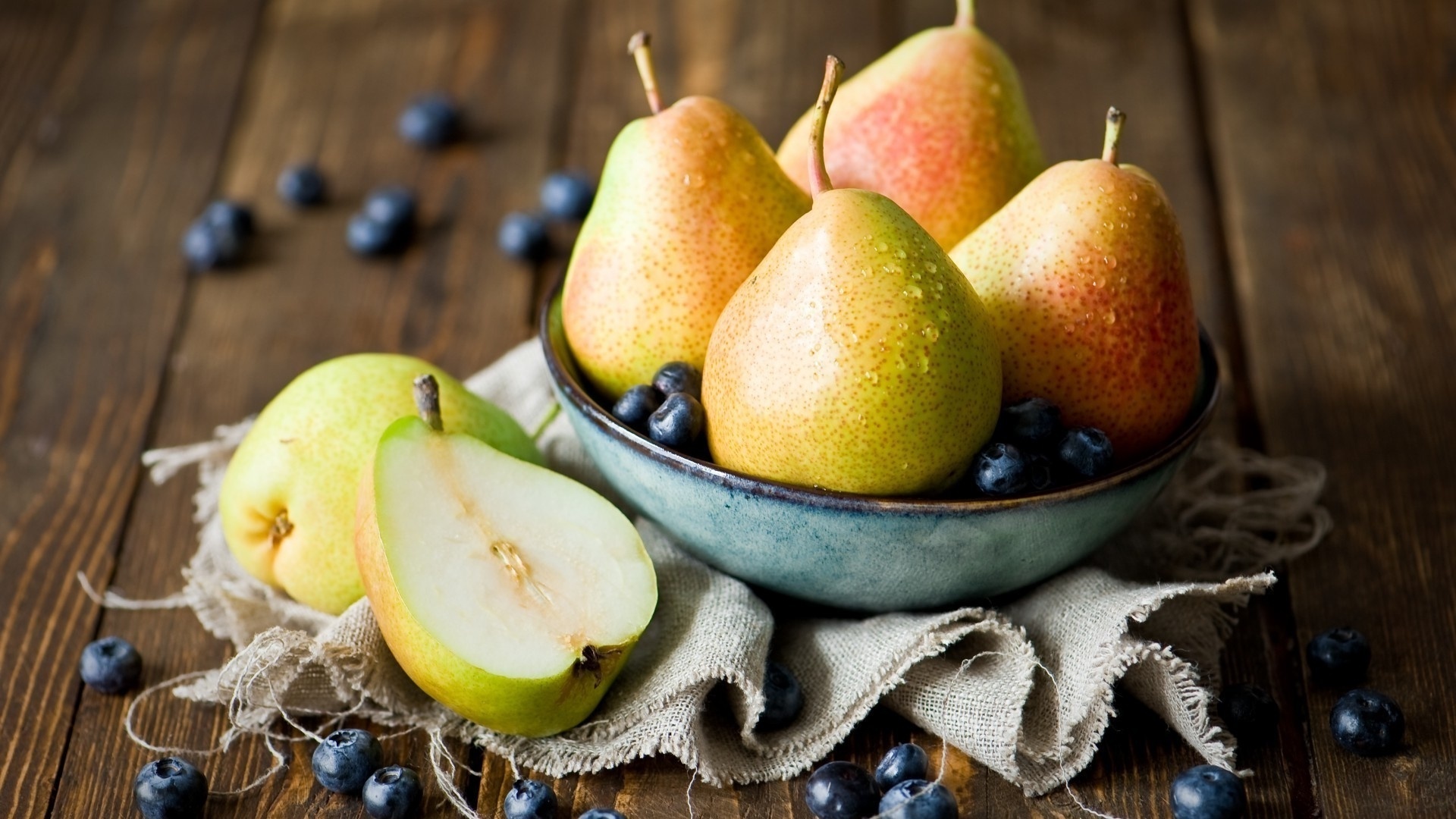 Delectable pear, Fruit platter, Nutritious option, Refreshing snack, 1920x1080 Full HD Desktop