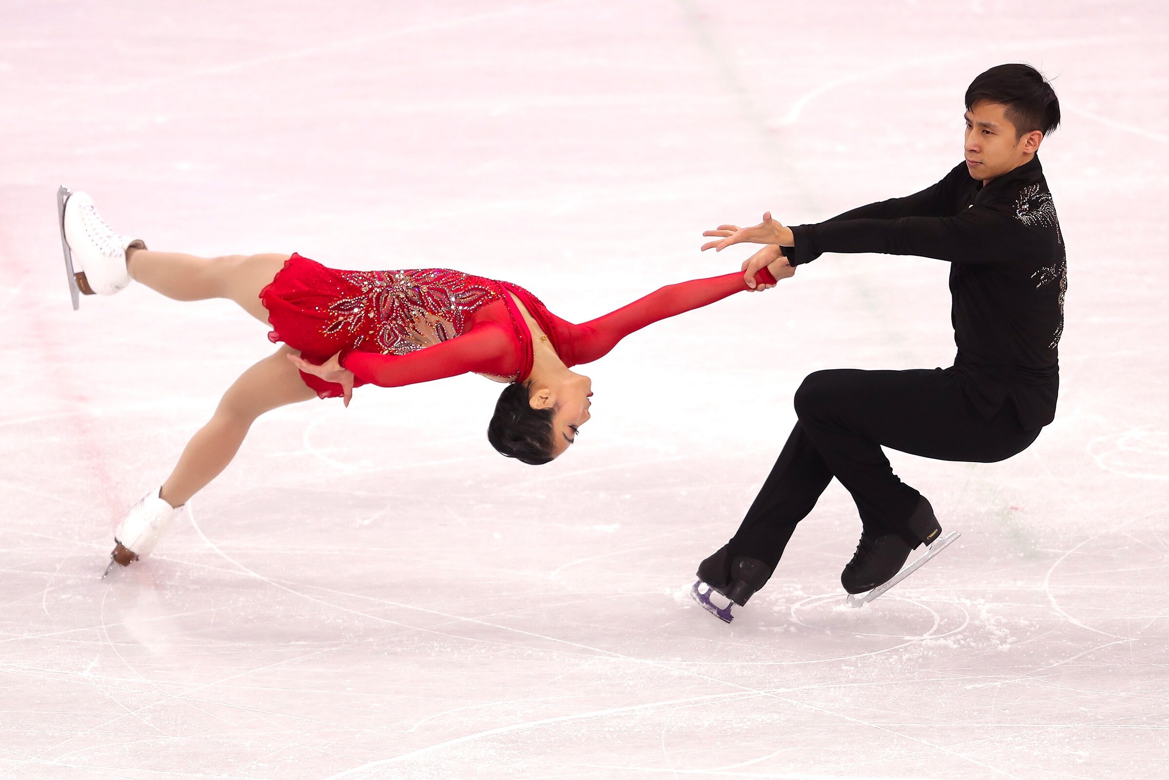 Sui Wenjing and Han Cong, Pair Skating Wallpaper, 2400x1600 HD Desktop