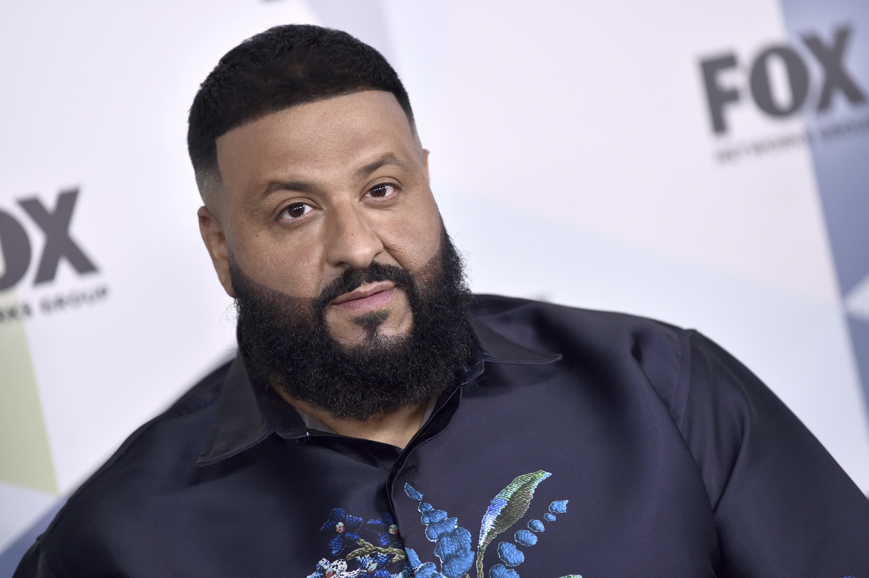 DJ Khaled, Sacramento residents, Order food, Local support, 3000x2000 HD Desktop