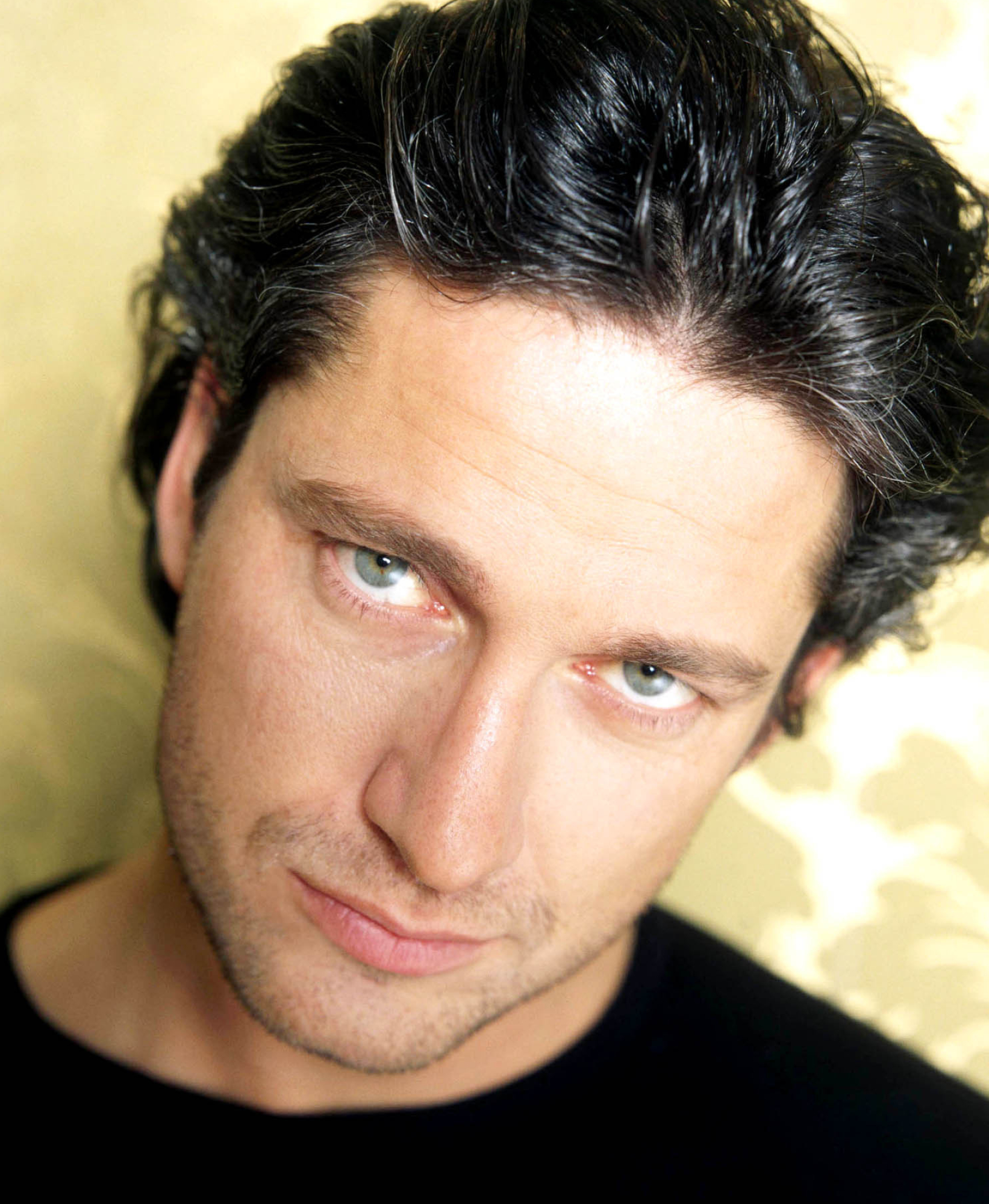 Gerard Butler, Gerard Butler, Photo, Fanpop, 1650x2000 HD Phone