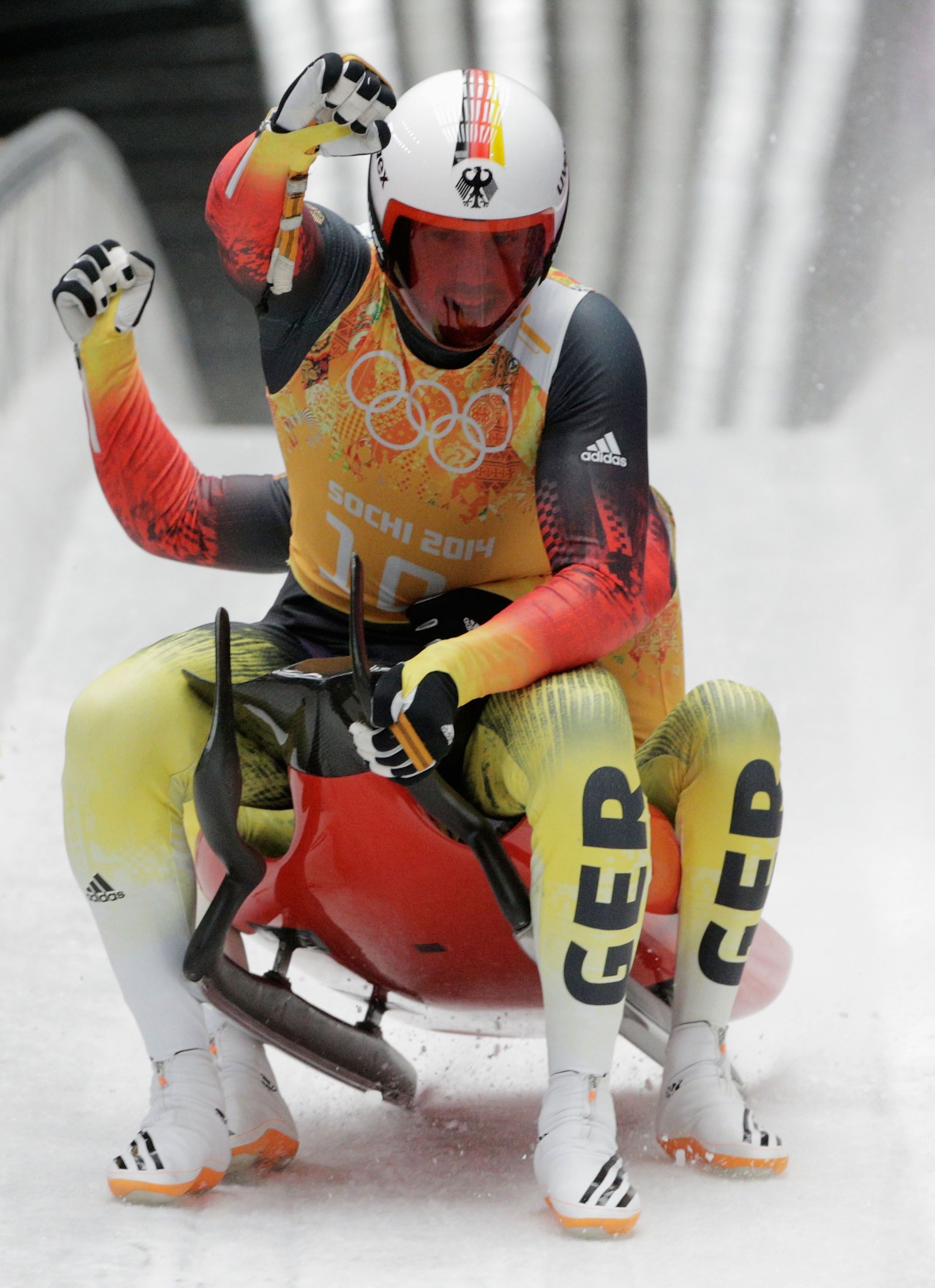 Tobias Wendl and Tobias Arlt, Luge Wallpaper, 2140x2950 HD Phone