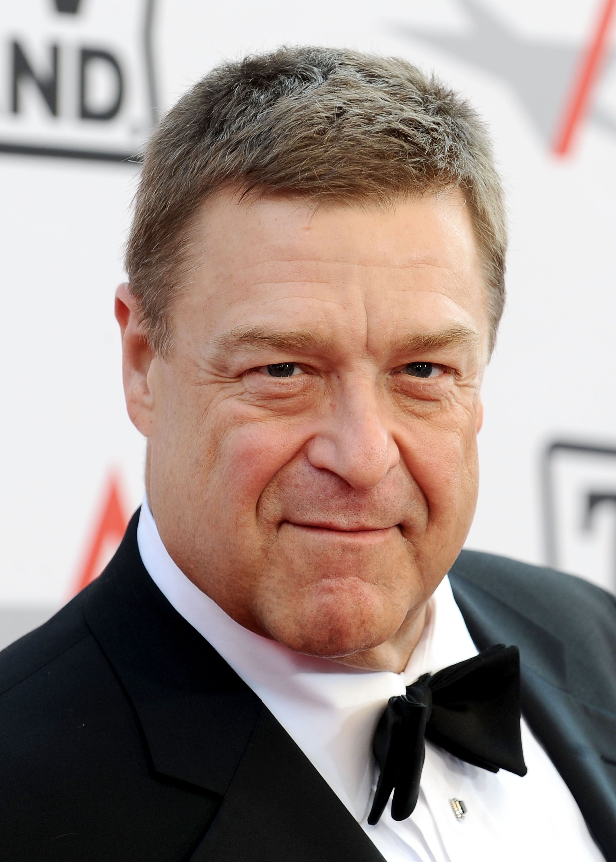 John Goodman, Movies, Ideas, Movie stars, 2150x3000 HD Phone