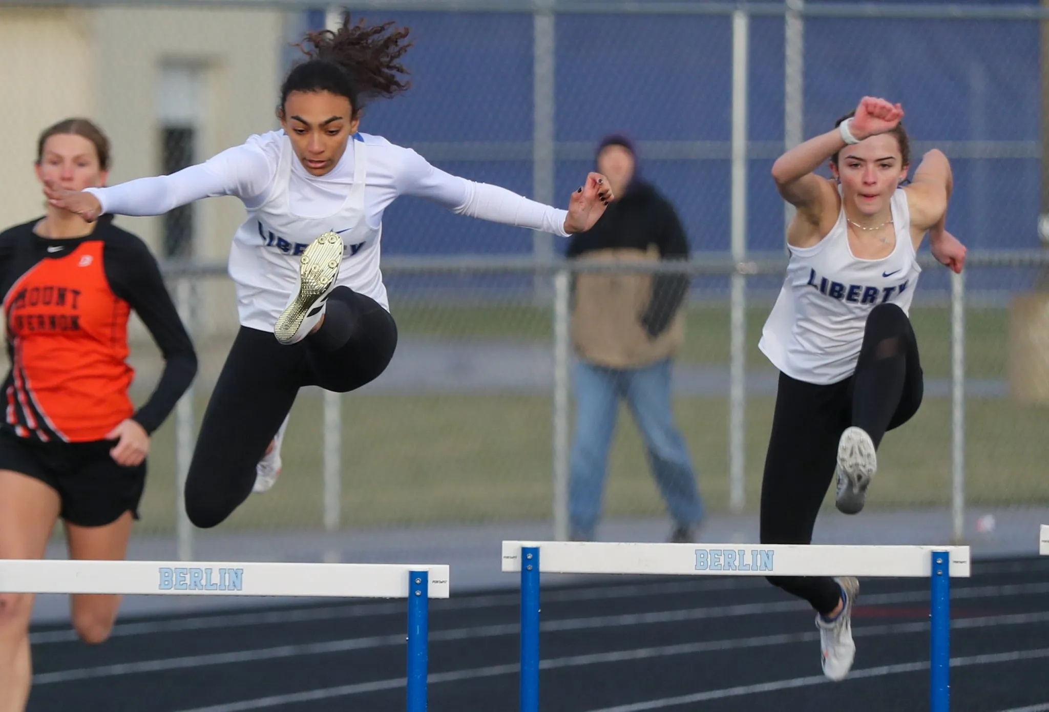 Track and field, Follow the plan, Olentangy liberty hurdlers, Attack strategy, 2050x1390 HD Desktop