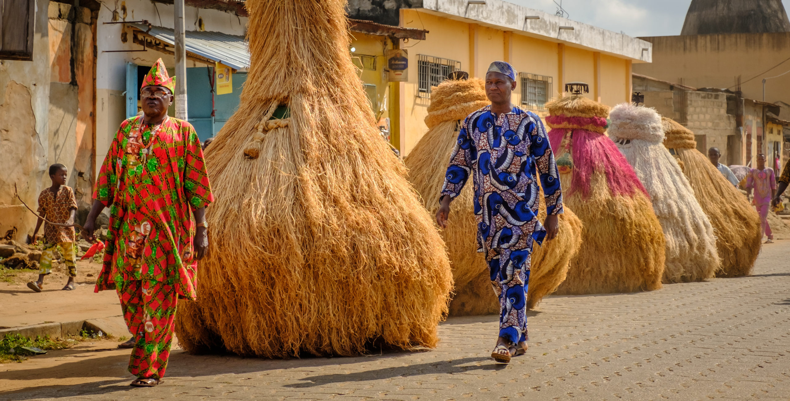 Benin, Ideal time to visit, Bradt travel guide, Insider tips, 2560x1300 HD Desktop