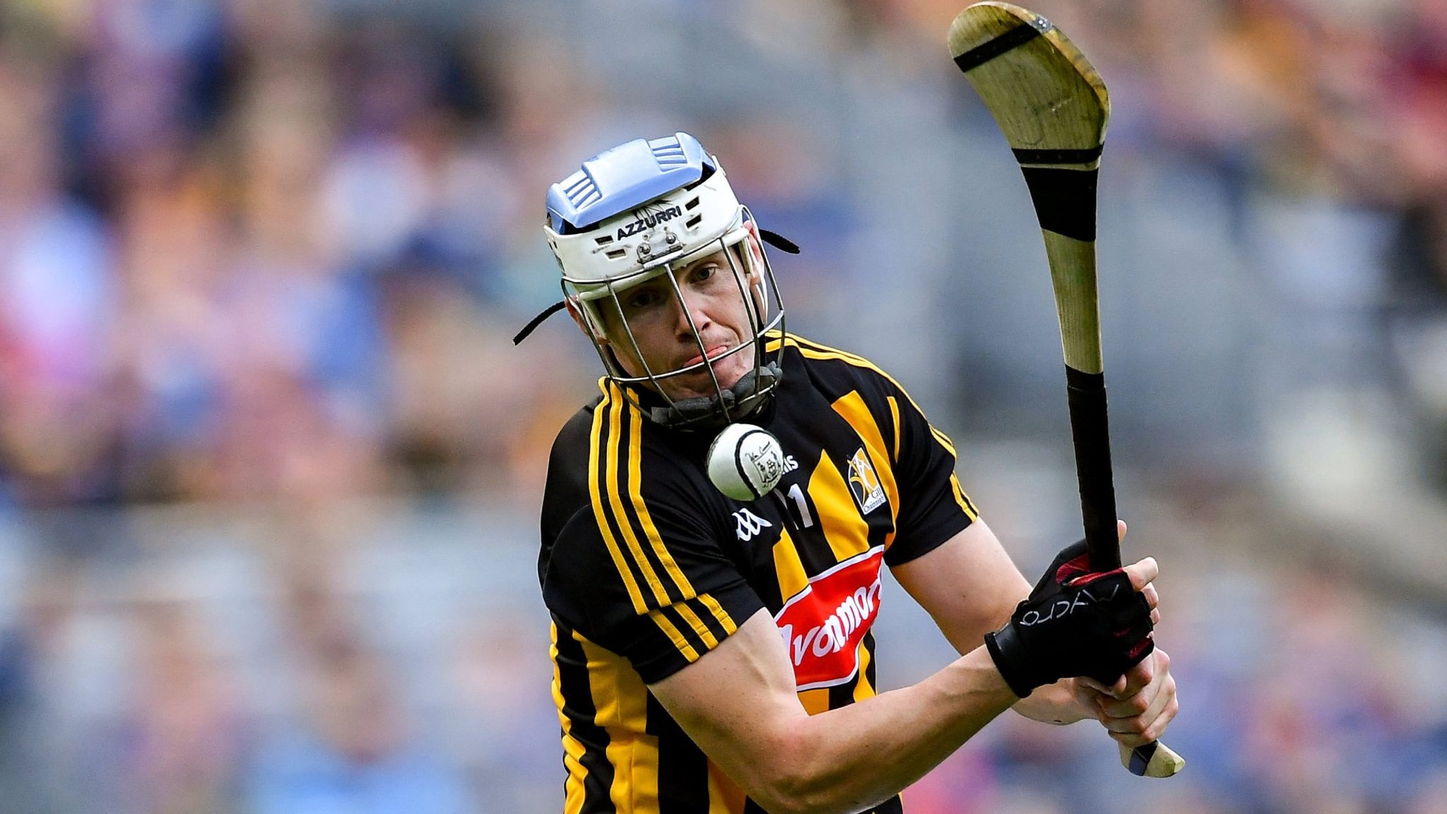 TJ Reid, Hurling Wallpaper, 2050x1160 HD Desktop