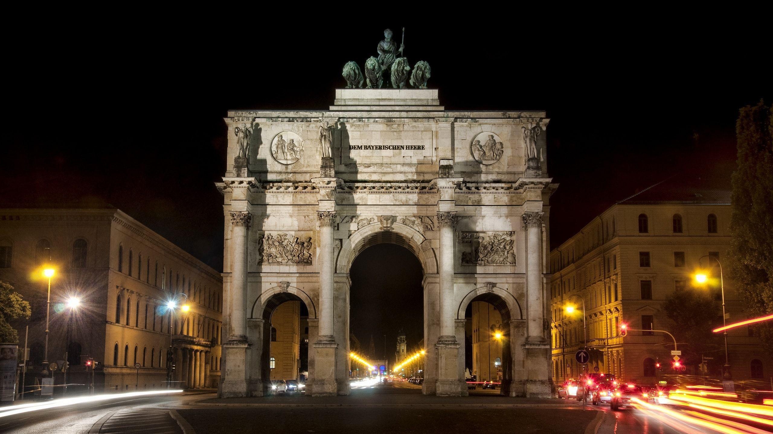 Victory Gate, Munich Wallpaper, 2560x1440 HD Desktop