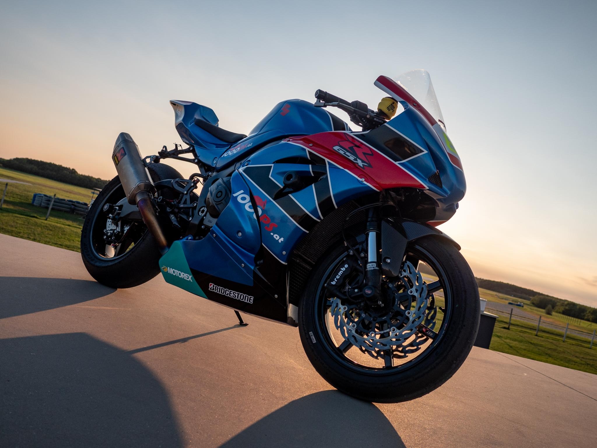 2018 Model, Suzuki GSX-R1000 Wallpaper, 2050x1540 HD Desktop