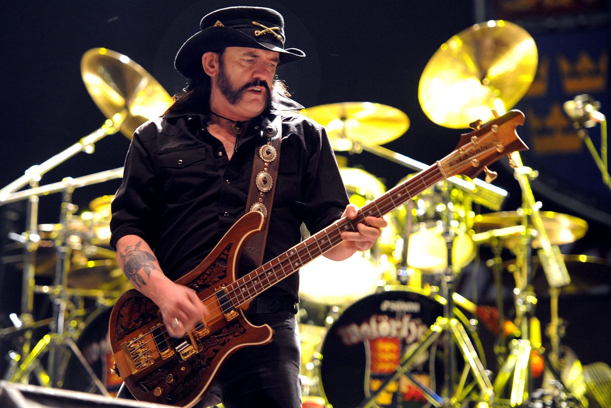 Lemmy Kilmister, Motrhead frontman, Rock and roll icon, Eternal legacy, 2050x1370 HD Desktop