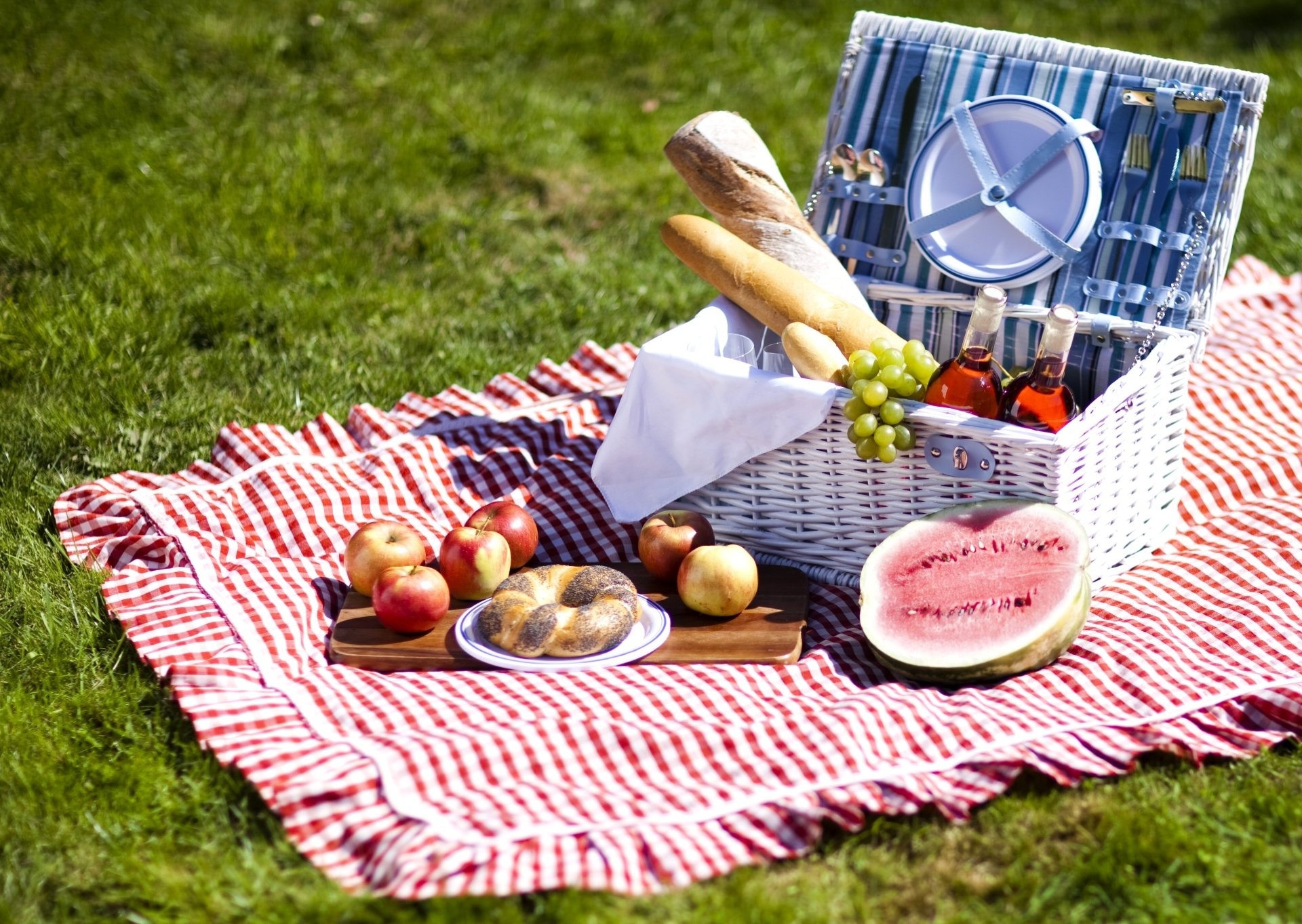 Picnic scene, HD wallpapers, Nature, Food, 1920x1370 HD Desktop