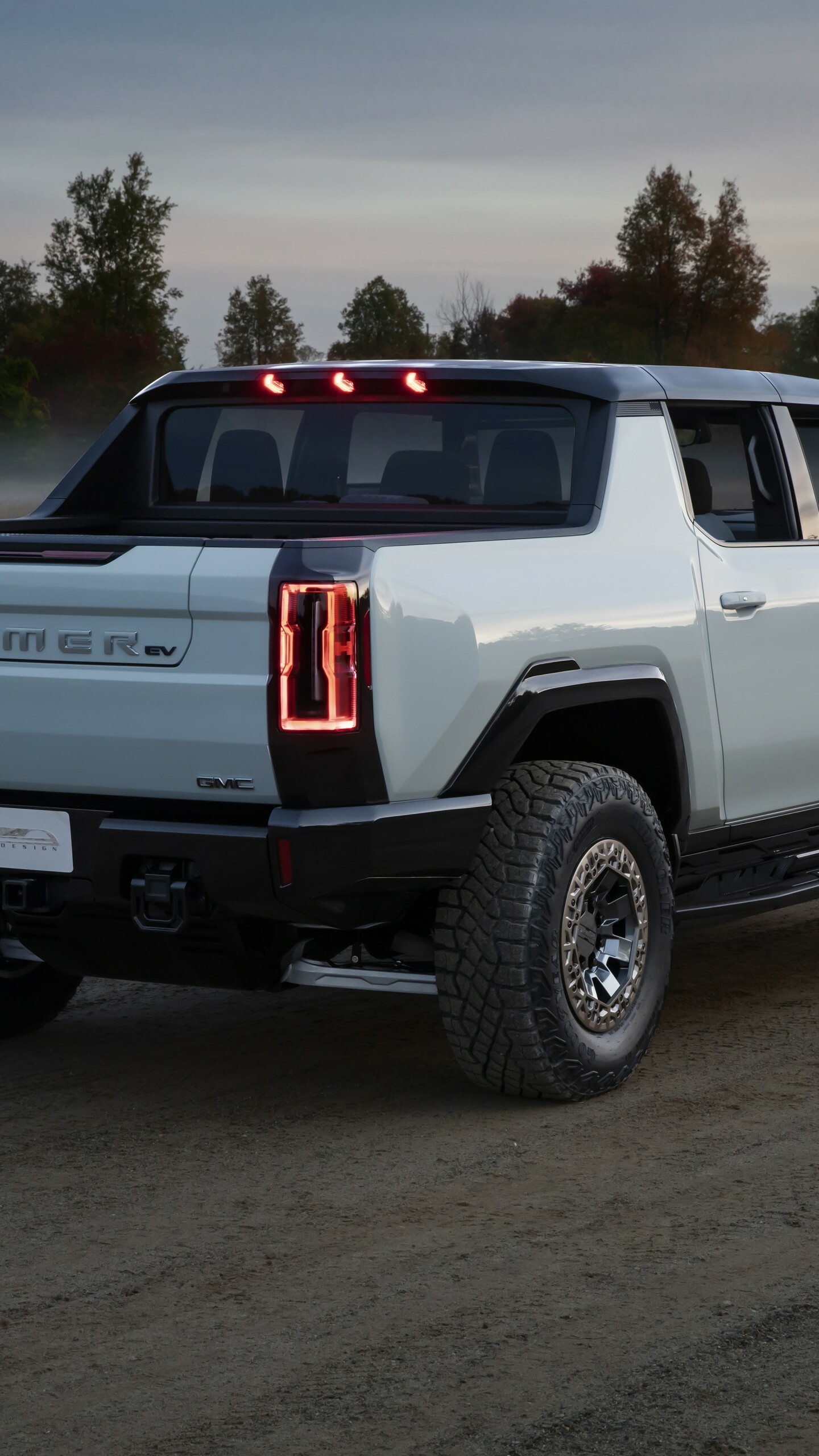 GMC Hummer EV, Electric SUV, 5K cars and bikes, Exquisite design, 1440x2560 HD Phone