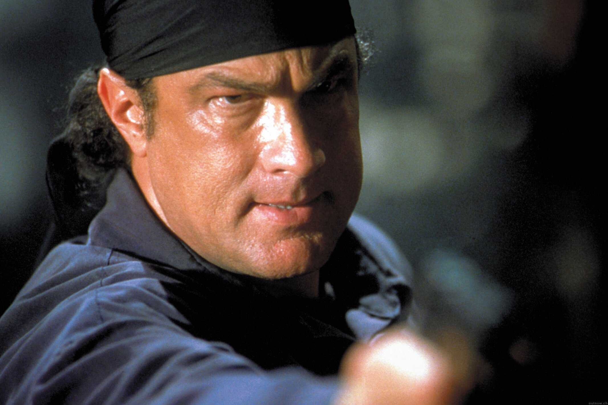 Steven Seagal, Blueprint review, Detailed analysis, Expert opinions, 2140x1430 HD Desktop