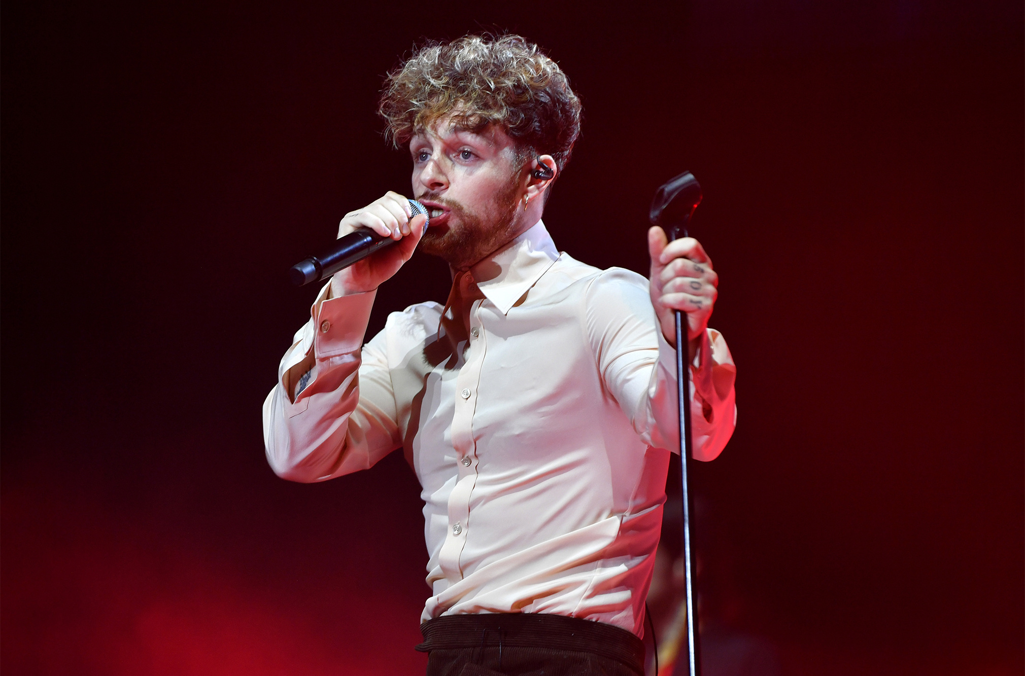 Tom Grennan, reassures fans, attack in NYC, 2020x1340 HD Desktop