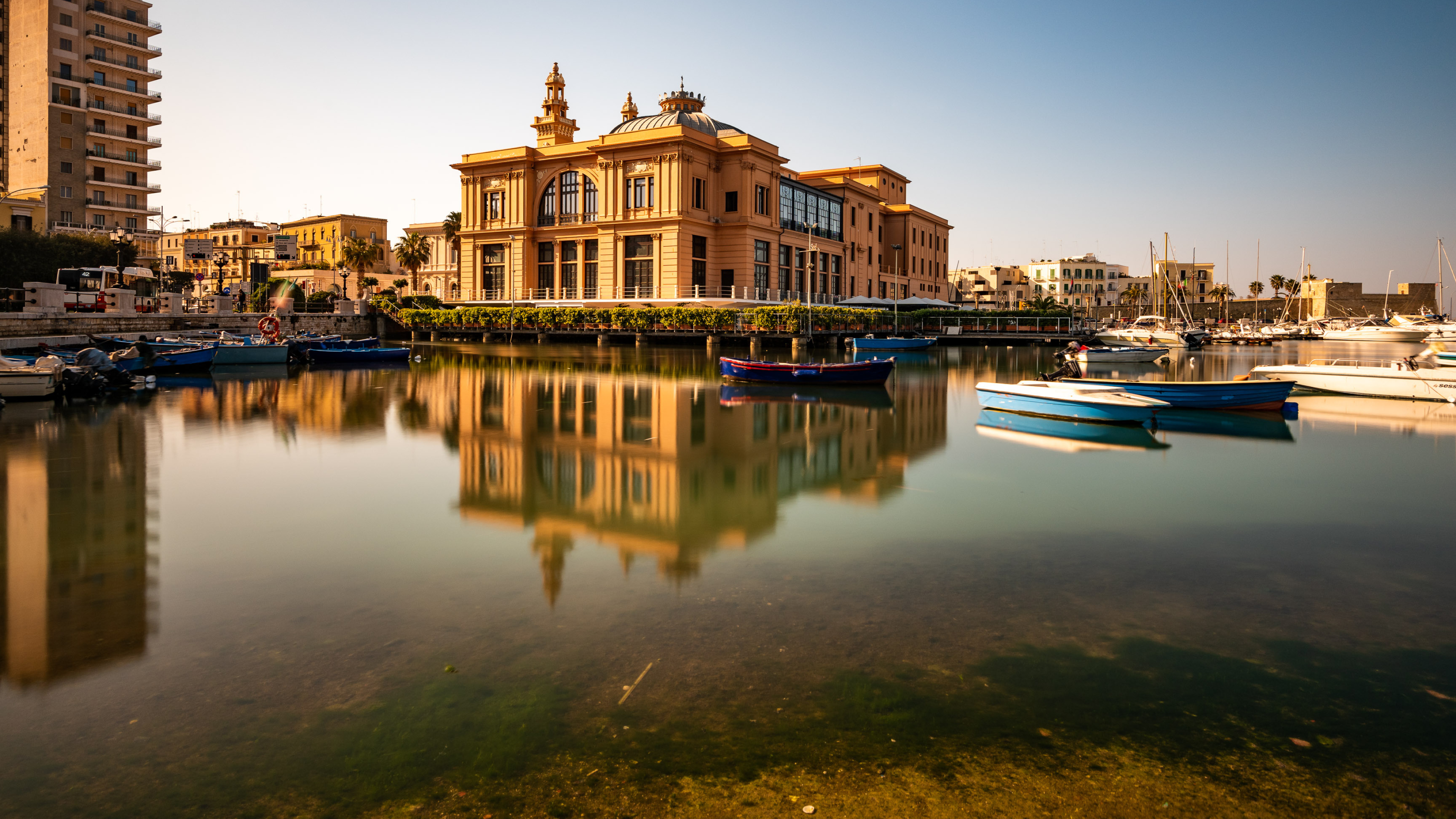 Bari theater, Margherita theater, Bari landmark, Bari, 3840x2160 4K Desktop