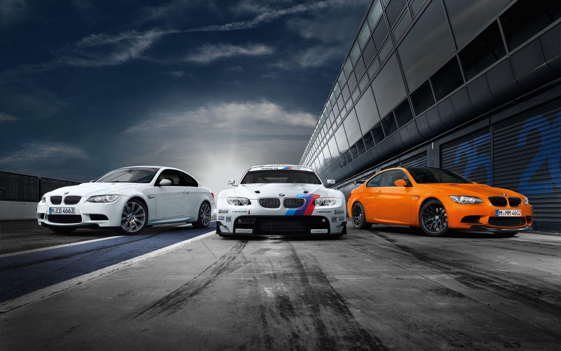 BMW M3 GTS E92, BMW M3 GT2 race car, BMW M3 E92 Coupe, Racetrack pit lane, HD Desktop wallpaper