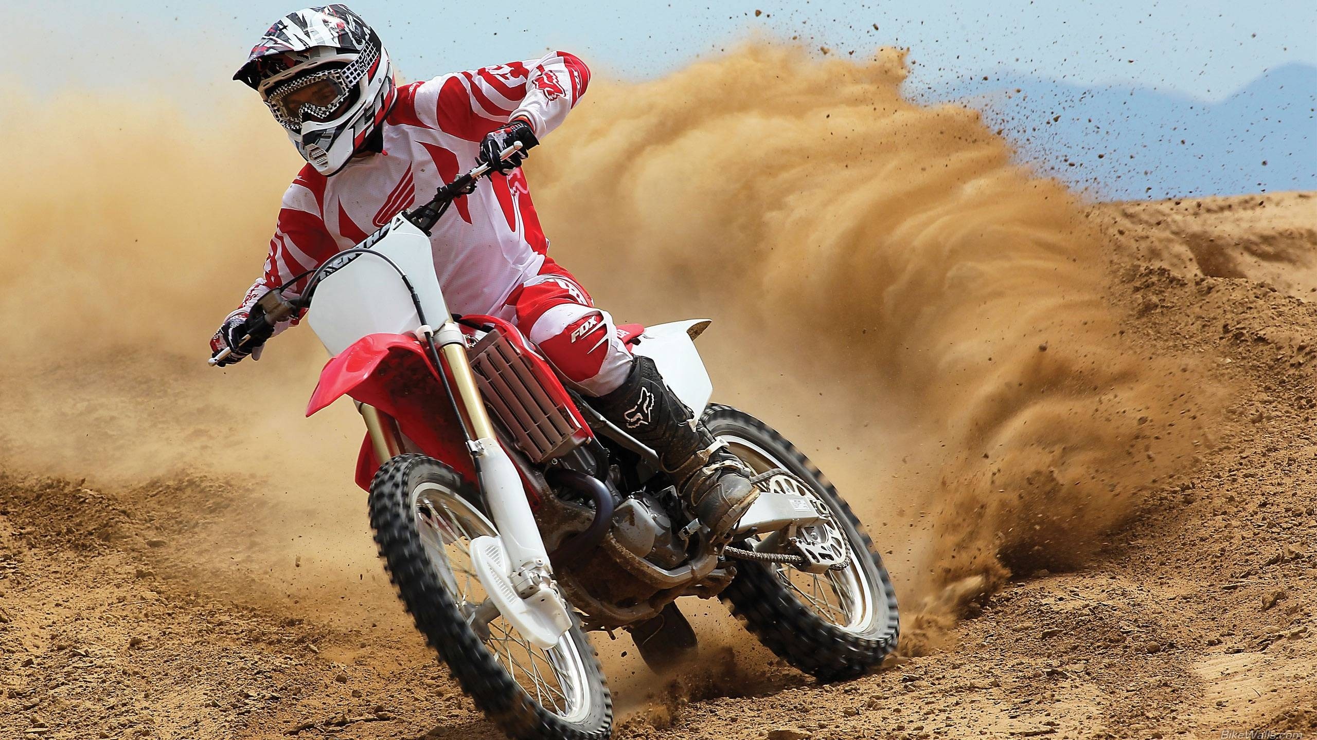 Honda CRF450R, Motorcycle Racing Wallpaper, 2560x1440 HD Desktop