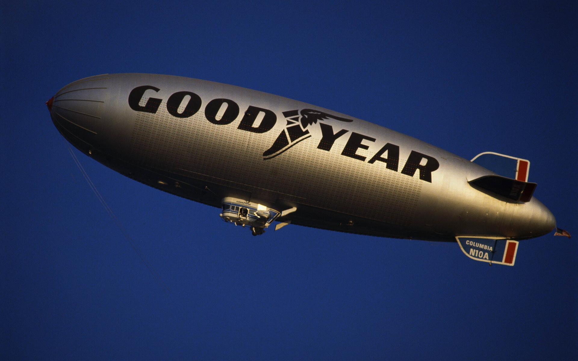 Aviation photo wallpaper, The airship, Goodyear, 1920x1200 HD Desktop