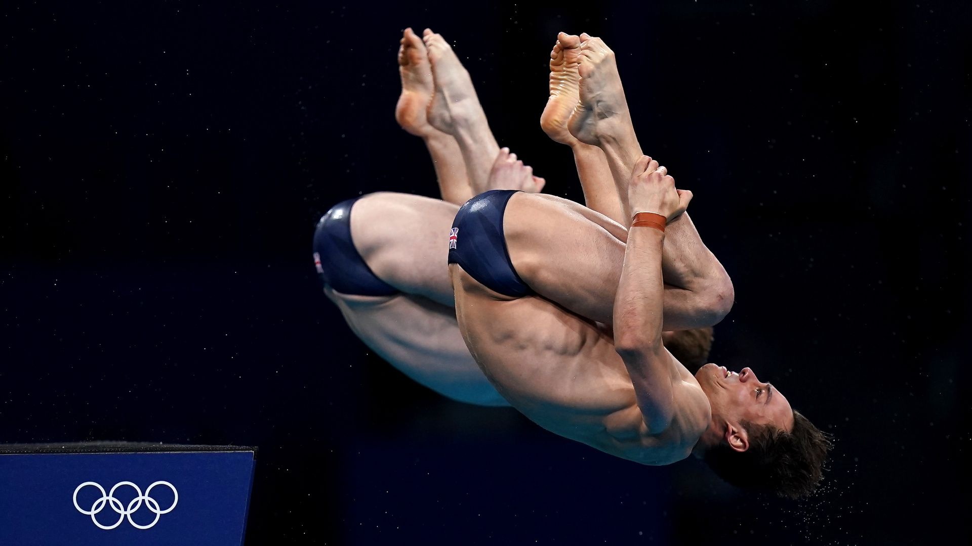 Matty Lee, Tokyo Olympics victory, Tom Daley partnership, Synchronized diving gold, 1920x1080 Full HD Desktop