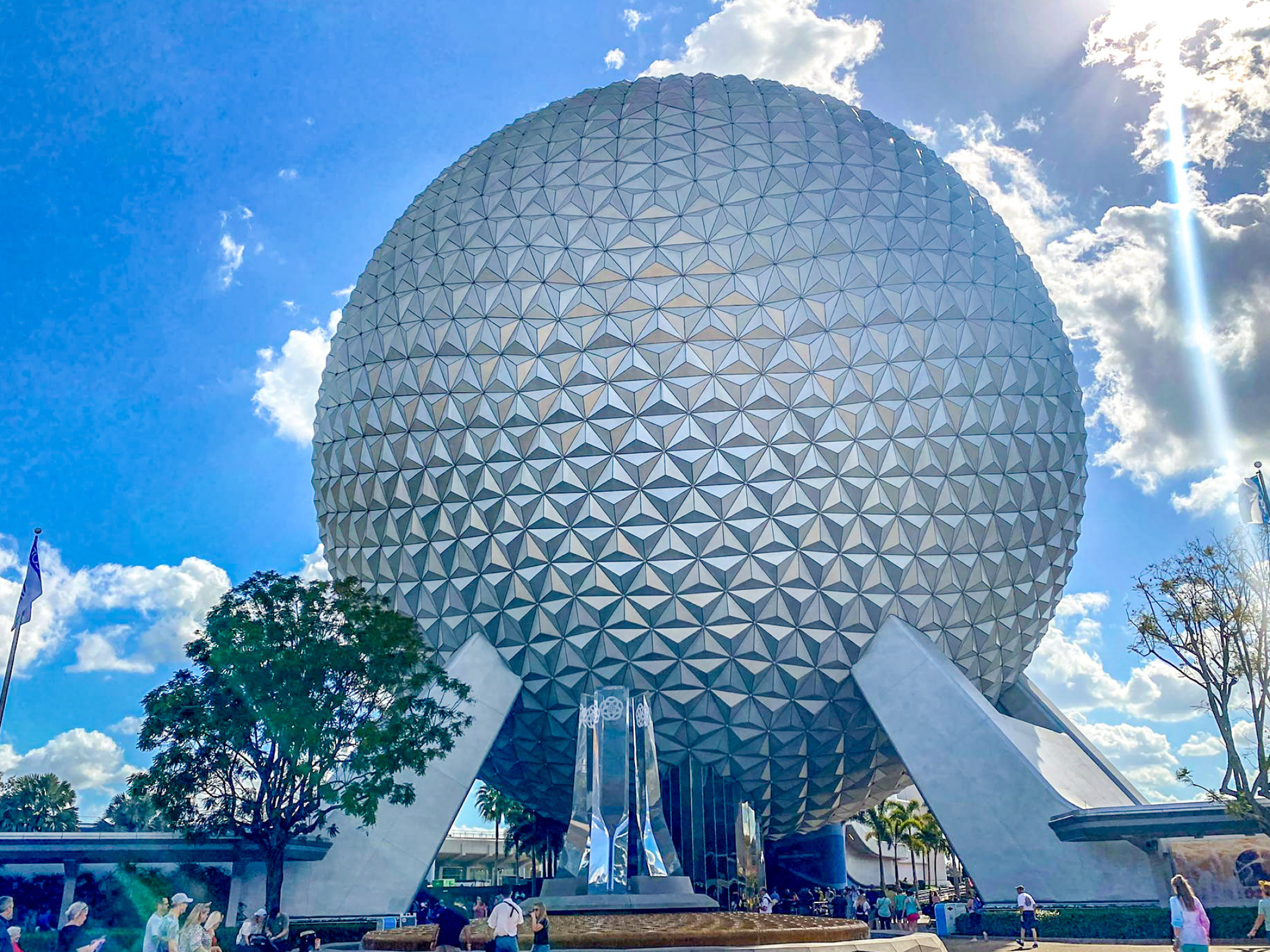 Epcot Park, Visitor's guide, Lesser-known facts, Theme park trivia, 2050x1540 HD Desktop