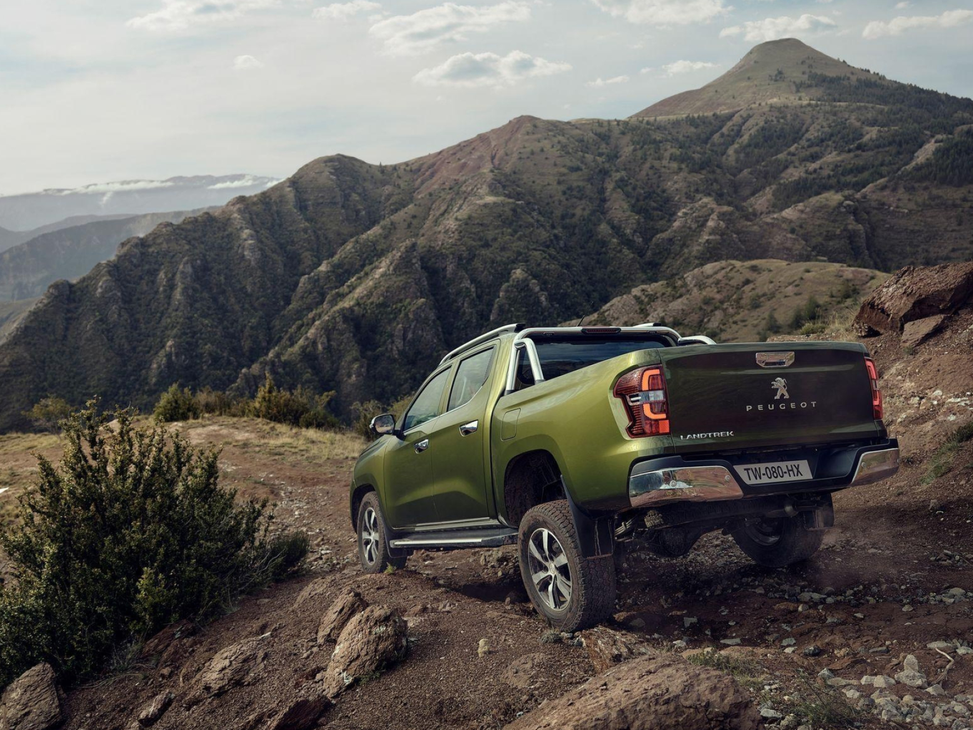 Peugeot Pick Up, Auto fan's fantasy, Landtrek version, Durable design, 1920x1440 HD Desktop
