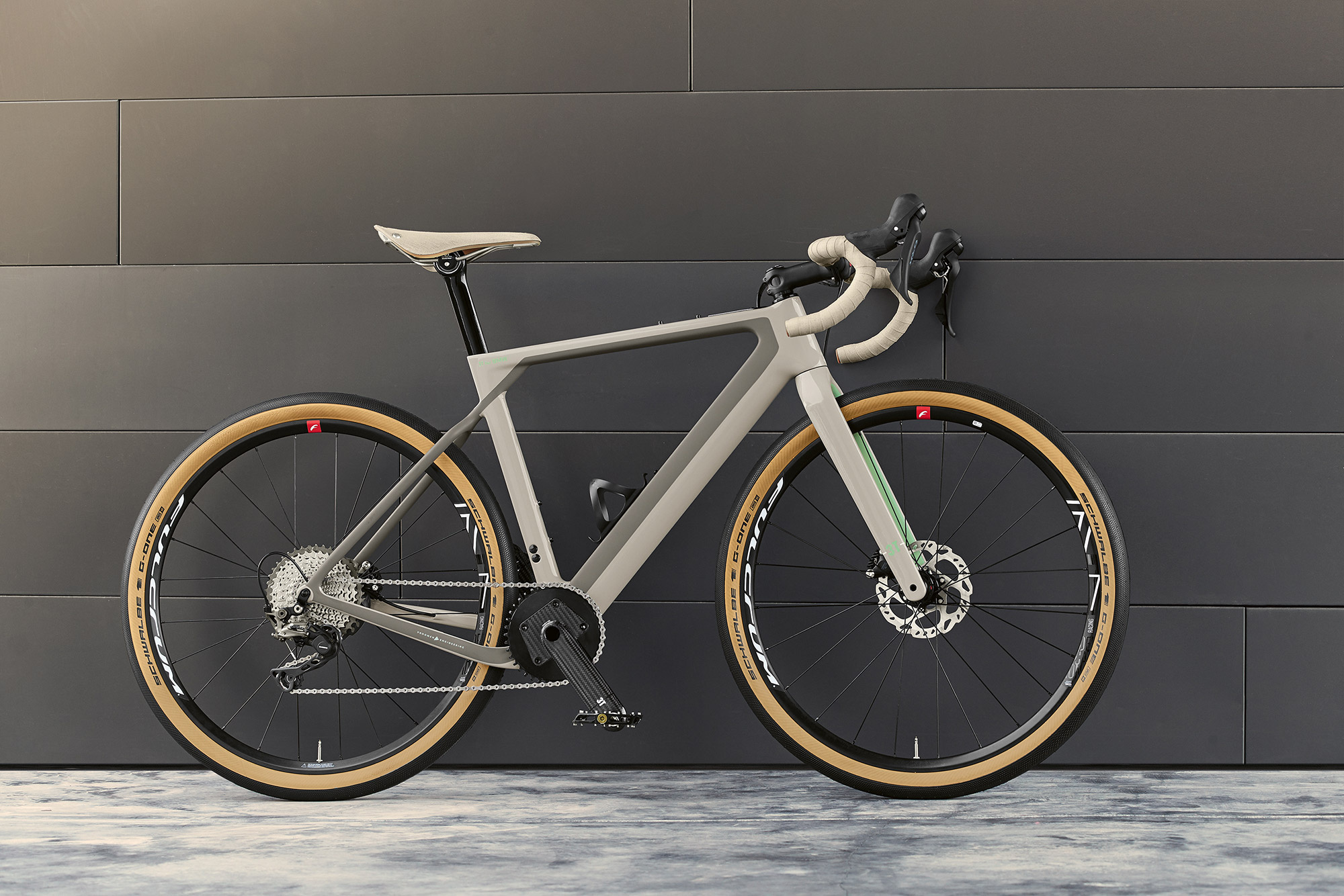 Exploro BMW edition, 3T Bike Wallpaper, 2000x1340 HD Desktop