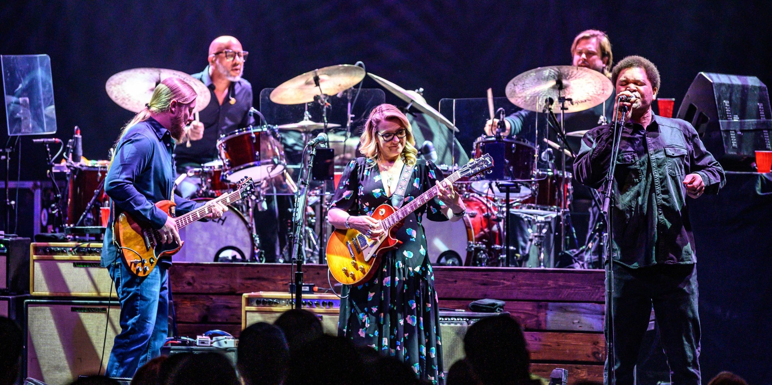 Warner Theatre, Tedeschi Trucks Band Wallpaper, 2560x1280 Dual Screen Desktop